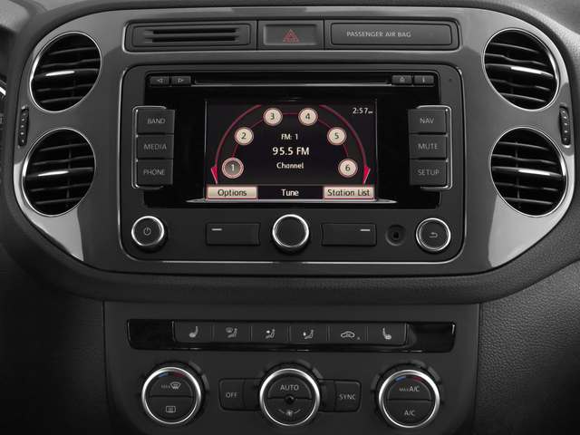 2016 Volkswagen Tiguan SE 4Motion