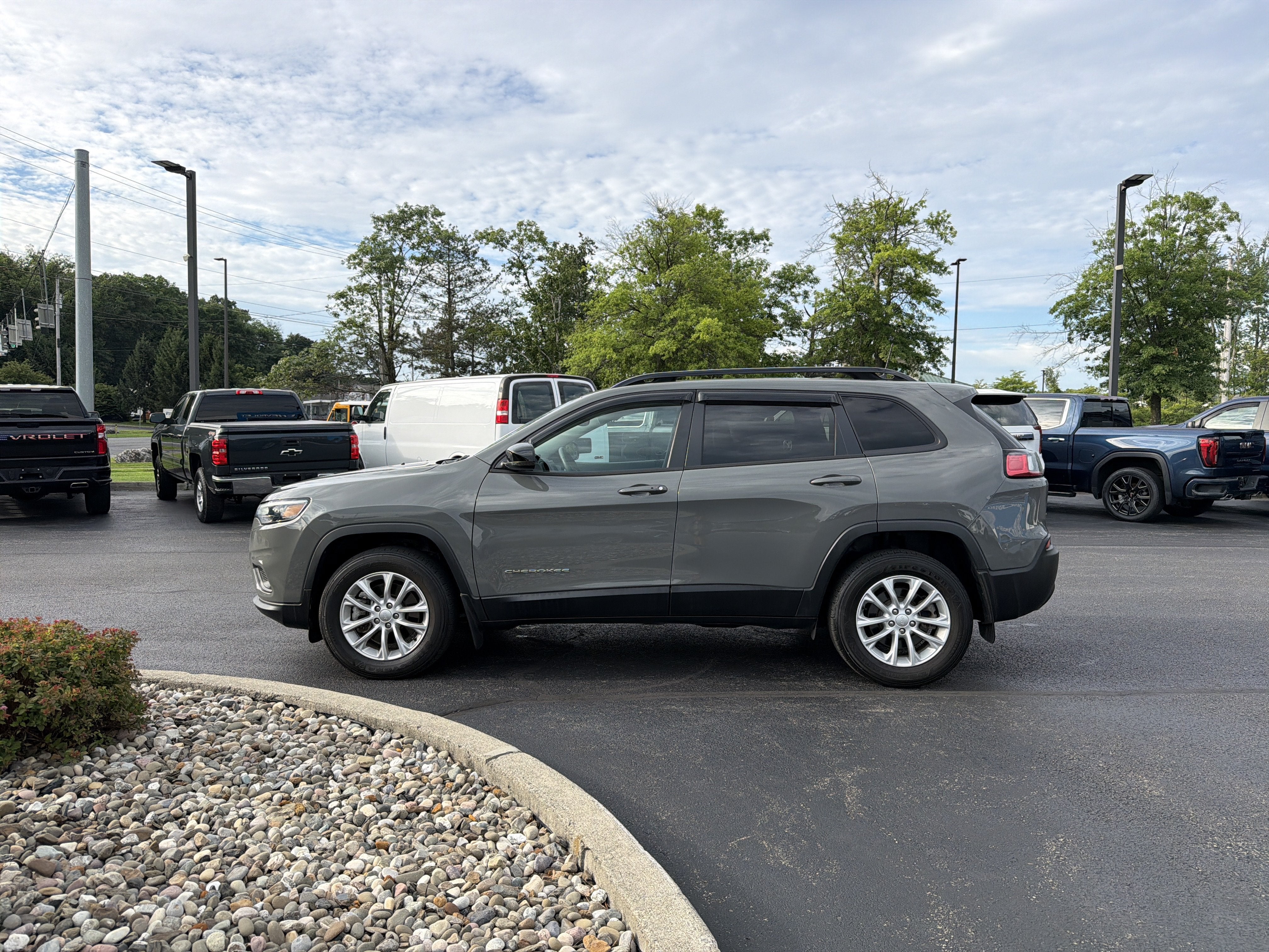 2022 Jeep Cherokee Latitude Lux 4x4