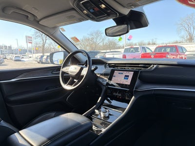 2022 Jeep Grand Cherokee L Limited 4x4