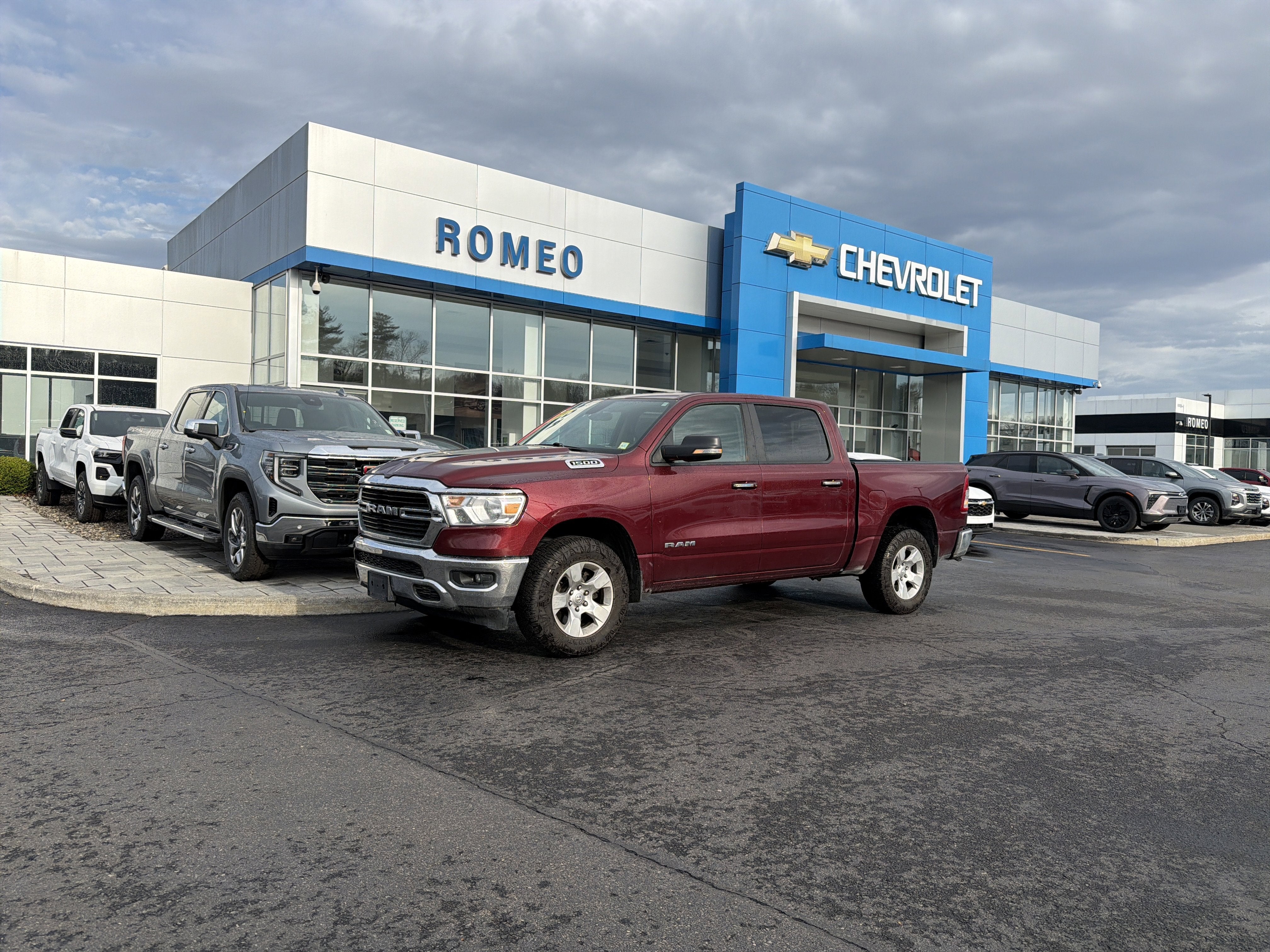2020 RAM 1500 Big Horn Crew Cab 4x4 5'7" Box