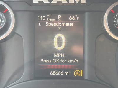 2020 RAM 1500 Big Horn Crew Cab 4x4 5'7" Box