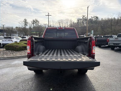 2020 RAM 1500 Big Horn Crew Cab 4x4 5'7" Box