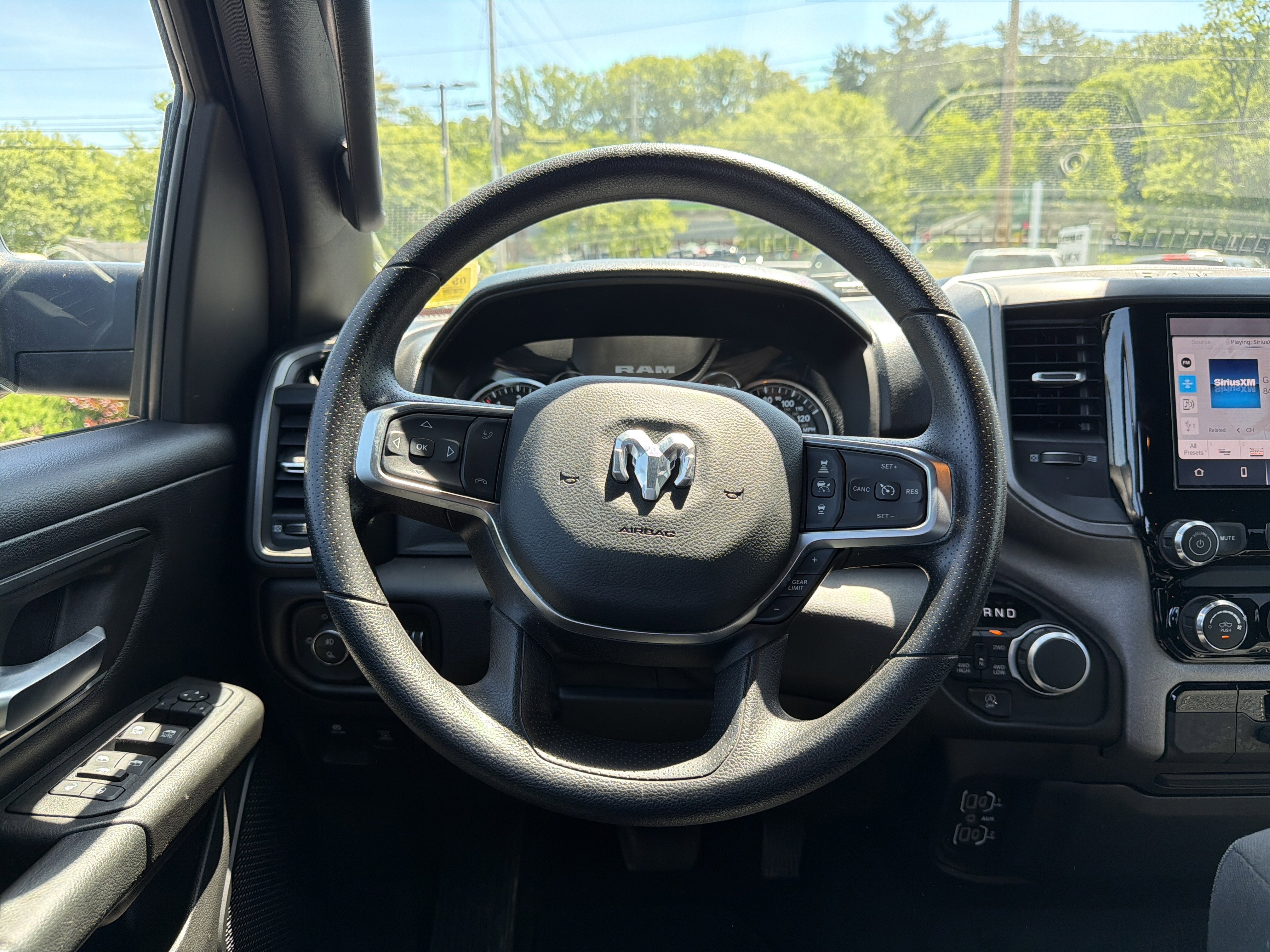 2025 RAM 1500 Tradesman Crew Cab 4x4 5'7" Box