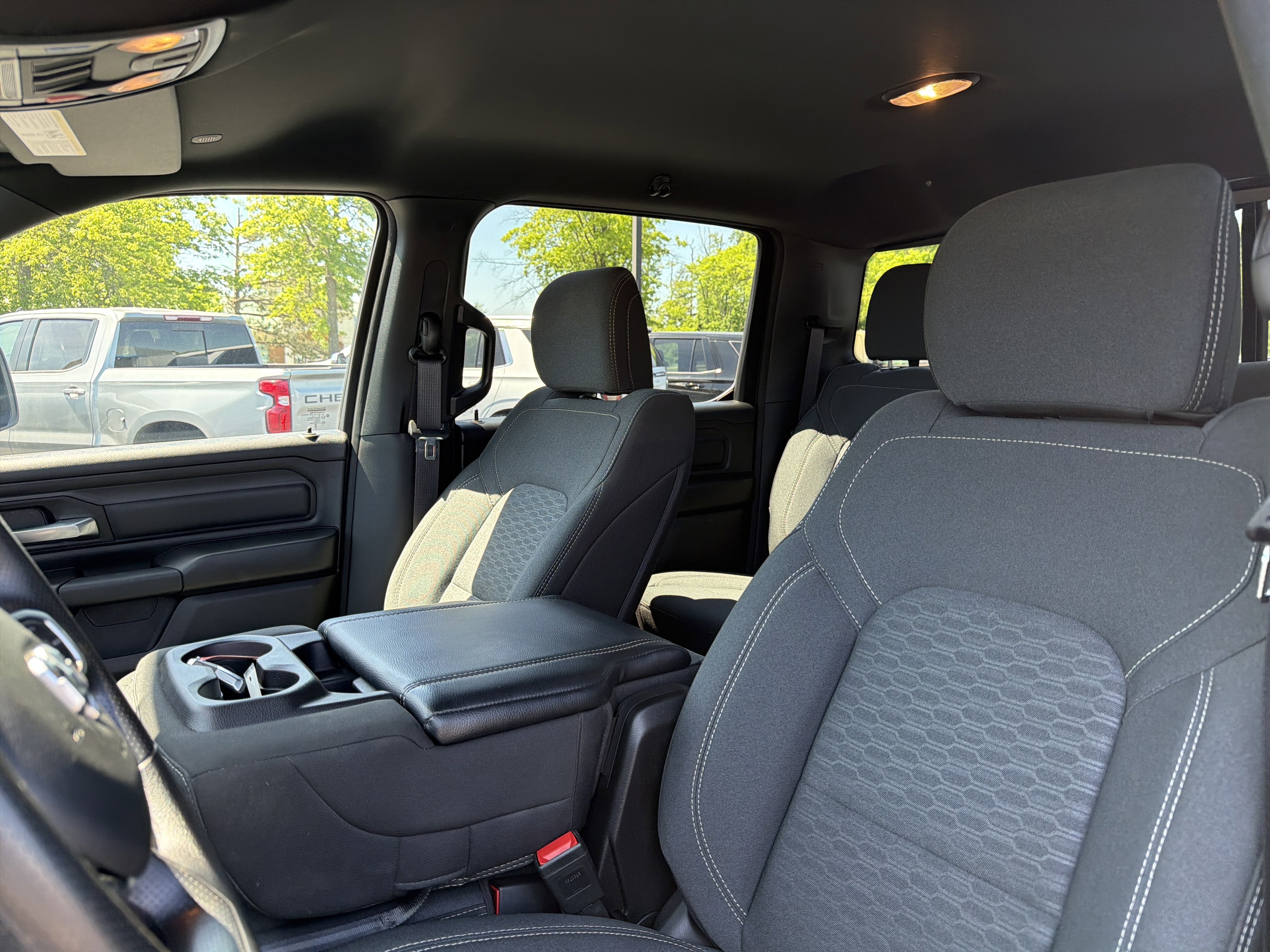 2025 RAM 1500 Tradesman Crew Cab 4x4 5'7" Box