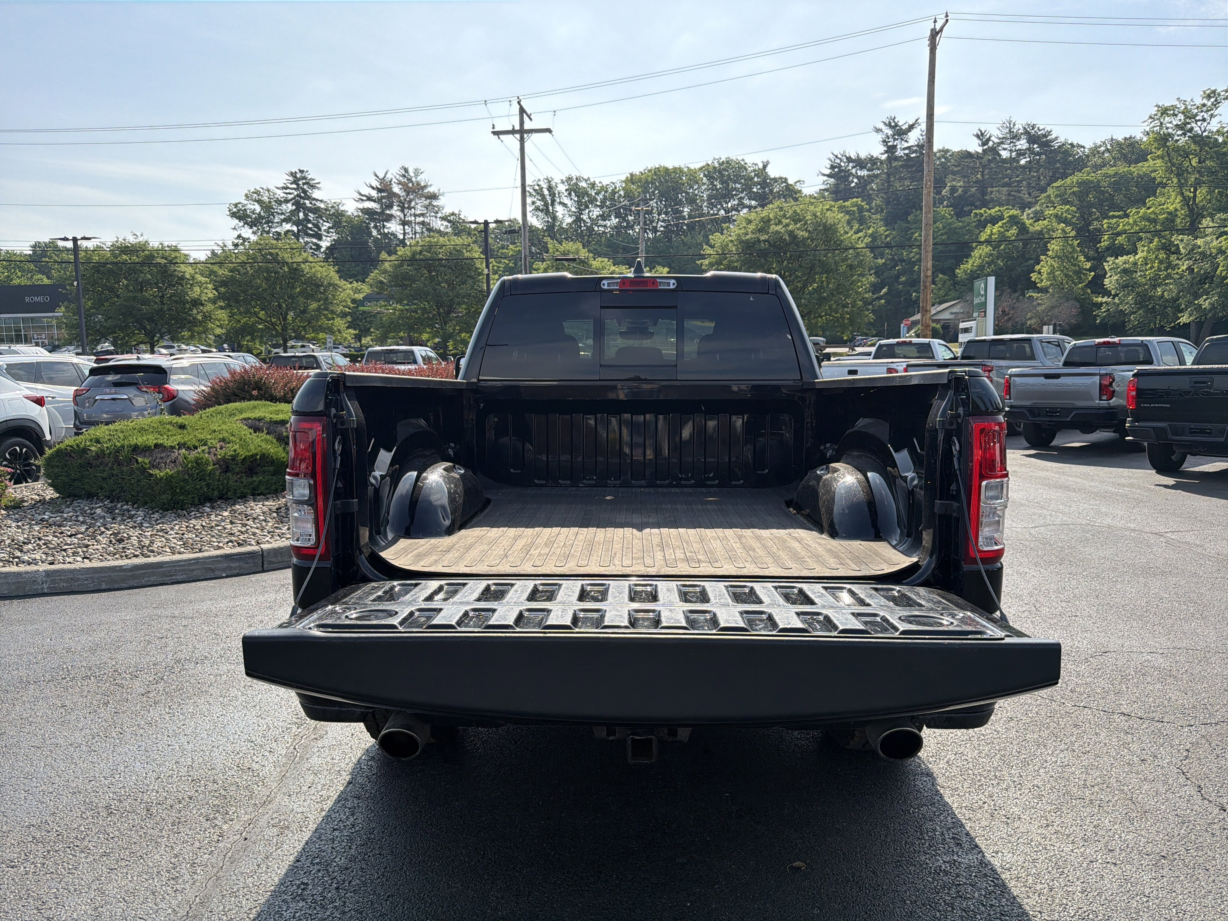 2021 RAM 1500 Big Horn Quad Cab 4x4 6'4" Box