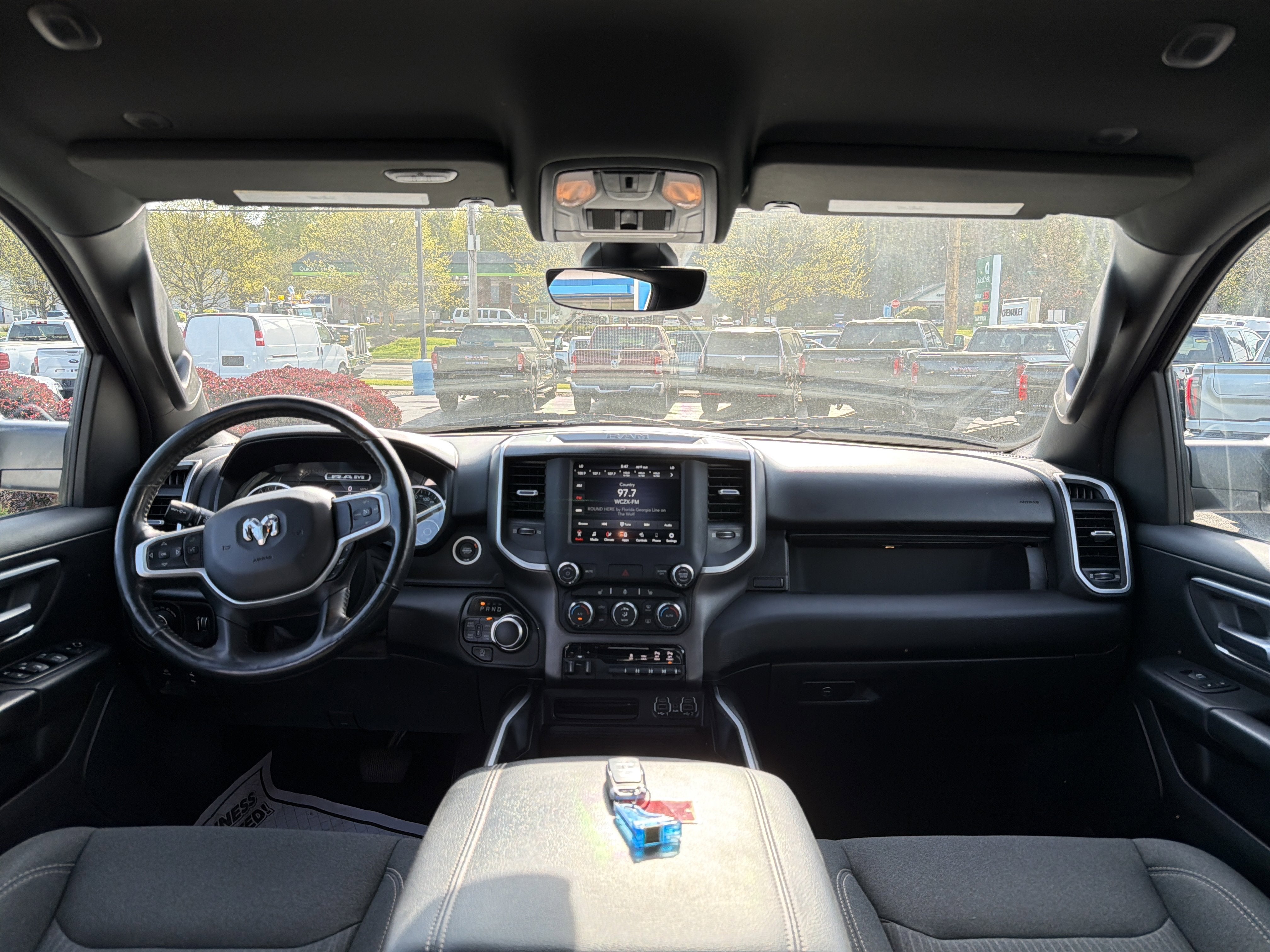 2021 RAM 1500 Big Horn Crew Cab 4x4 5'7" Box