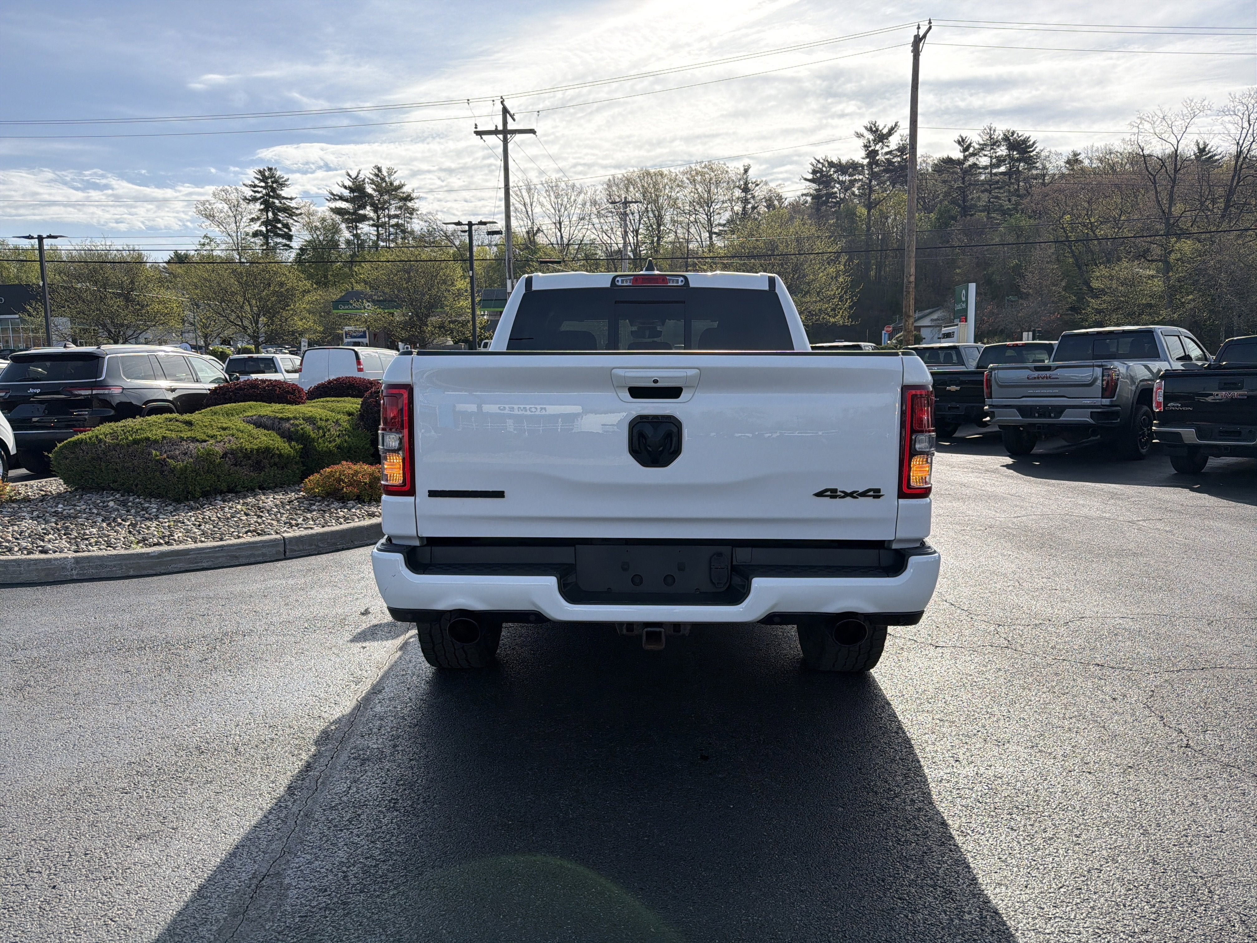 2021 RAM 1500 Big Horn Crew Cab 4x4 5'7" Box