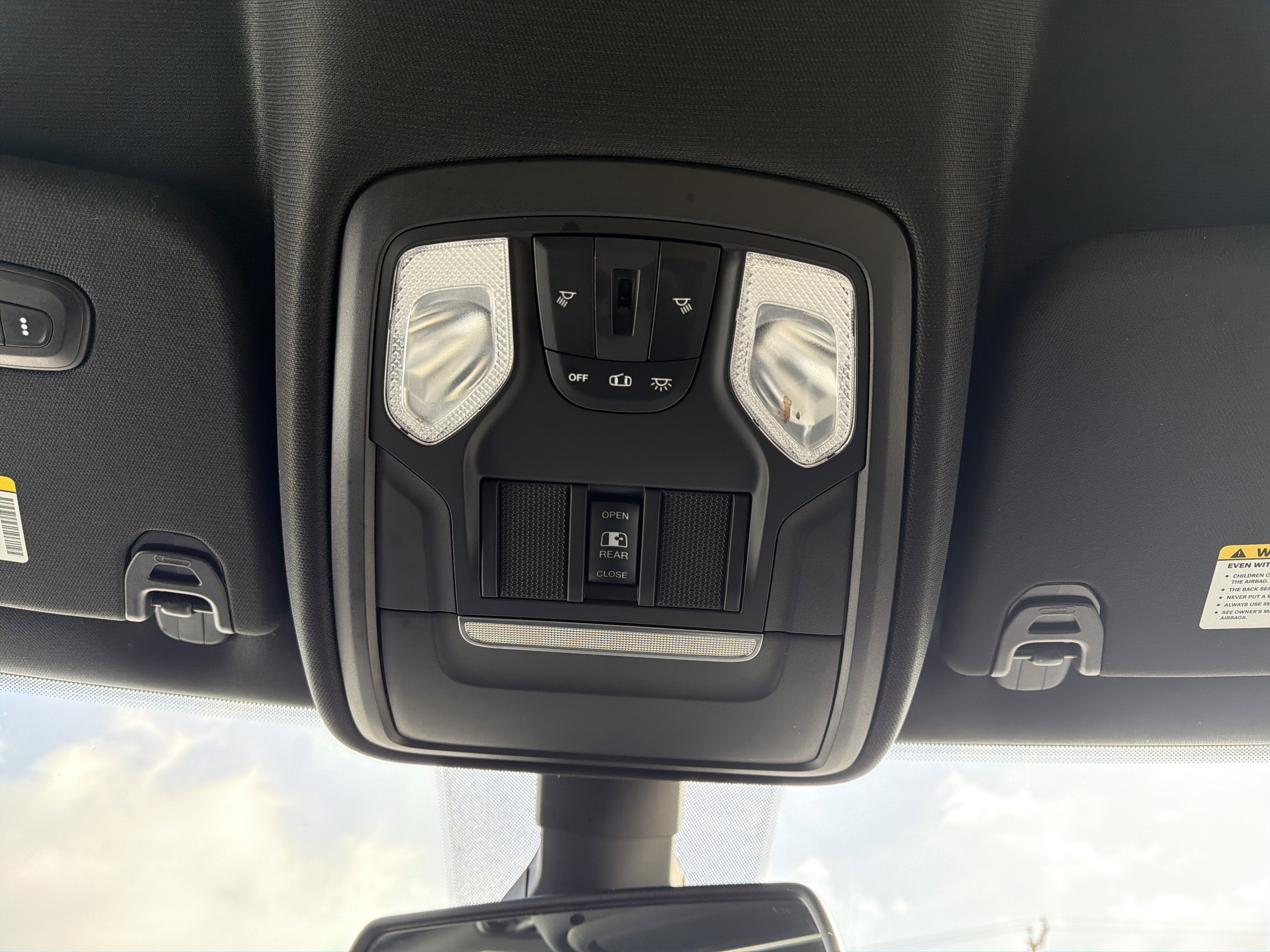 2019 RAM 1500 Big Horn/Lone Star Crew Cab 4x4 5'7" Box