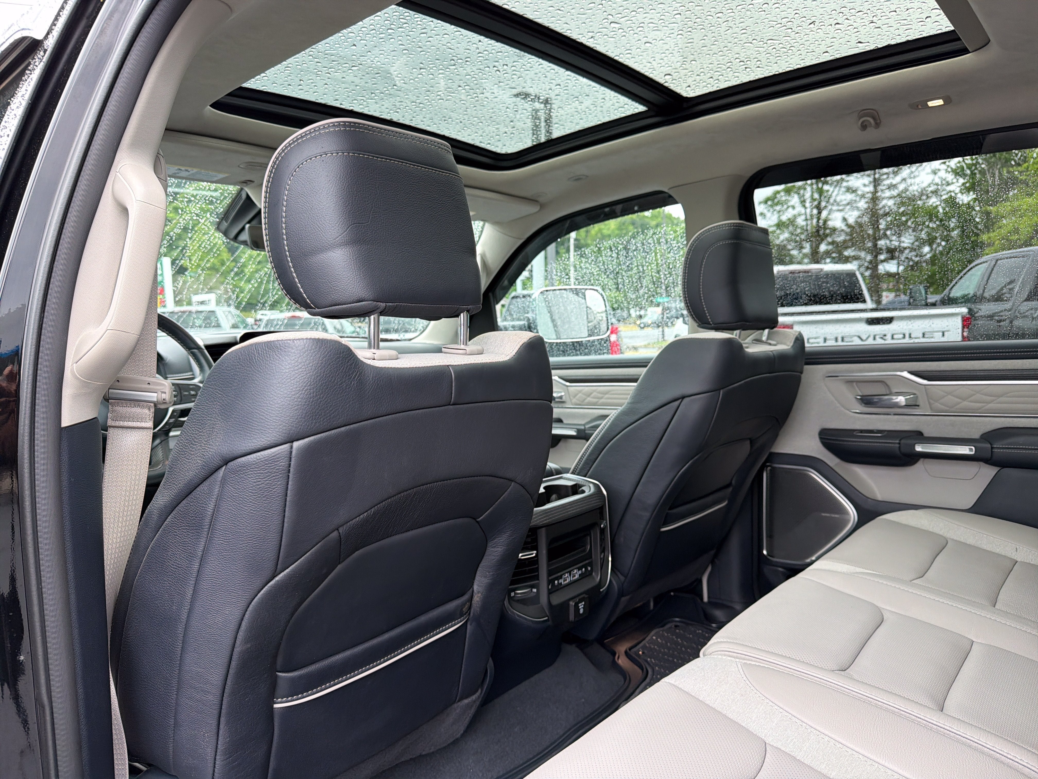 2023 RAM 1500 Limited Crew Cab 4x4 5'7" Box