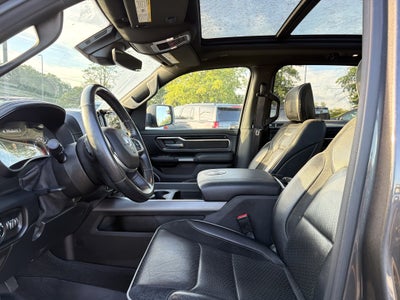 2021 RAM 1500 Laramie Crew Cab 4x4 5'7" Box