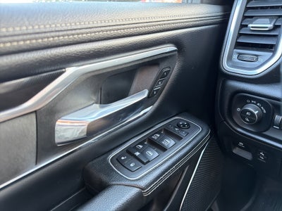 2021 RAM 1500 Laramie Crew Cab 4x4 5'7" Box
