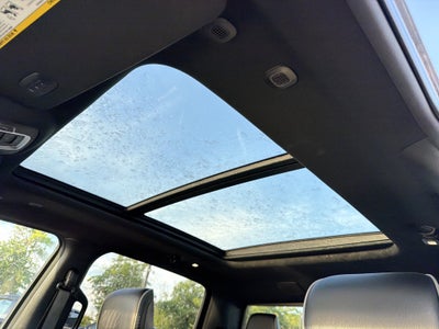 2021 RAM 1500 Laramie Crew Cab 4x4 5'7" Box