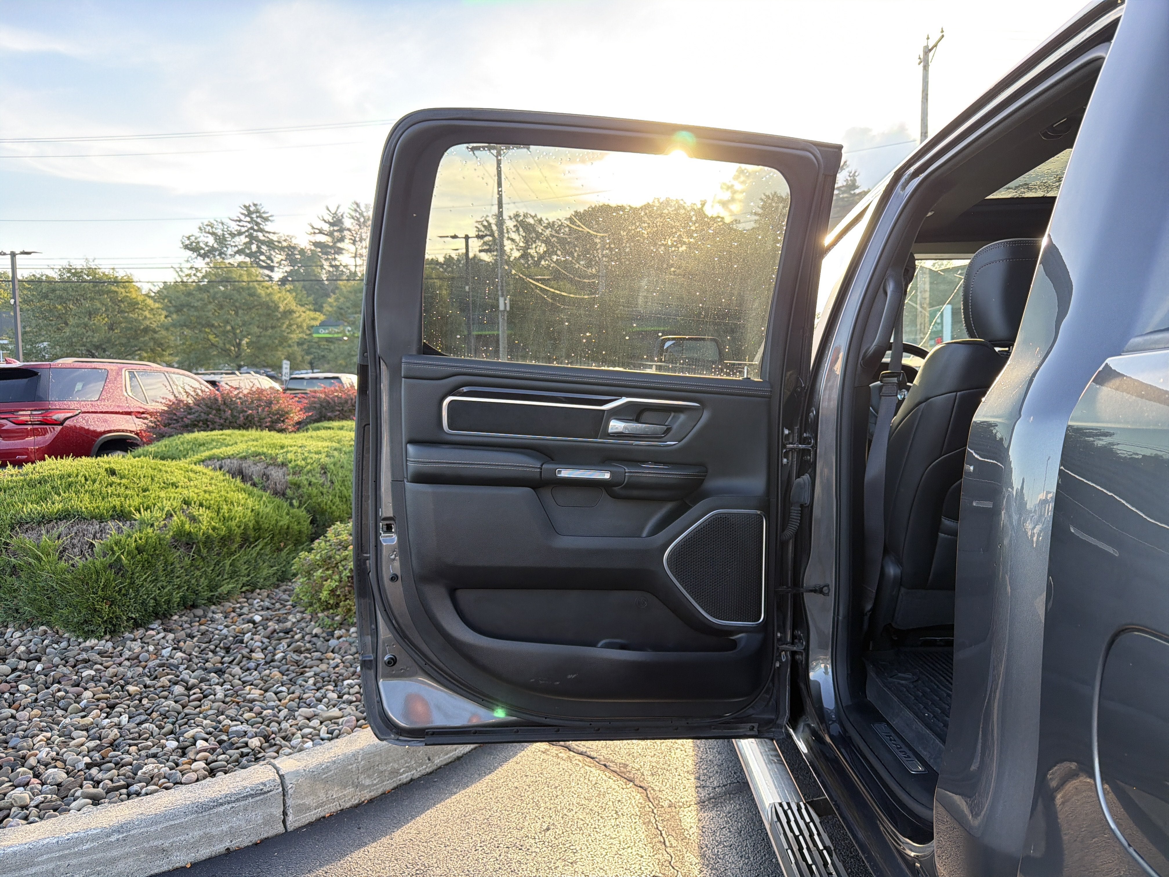 2021 RAM 1500 Laramie Crew Cab 4x4 5'7" Box