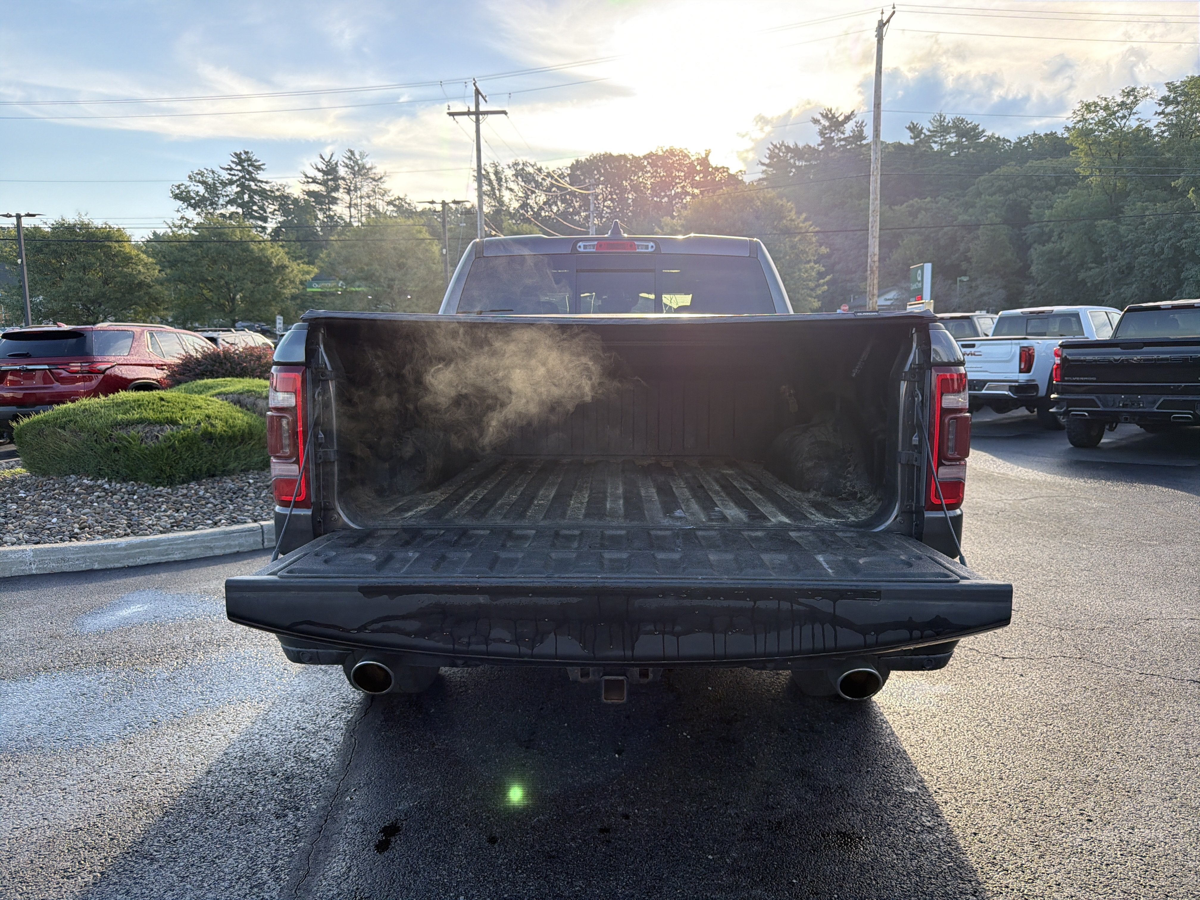 2021 RAM 1500 Laramie Crew Cab 4x4 5'7" Box