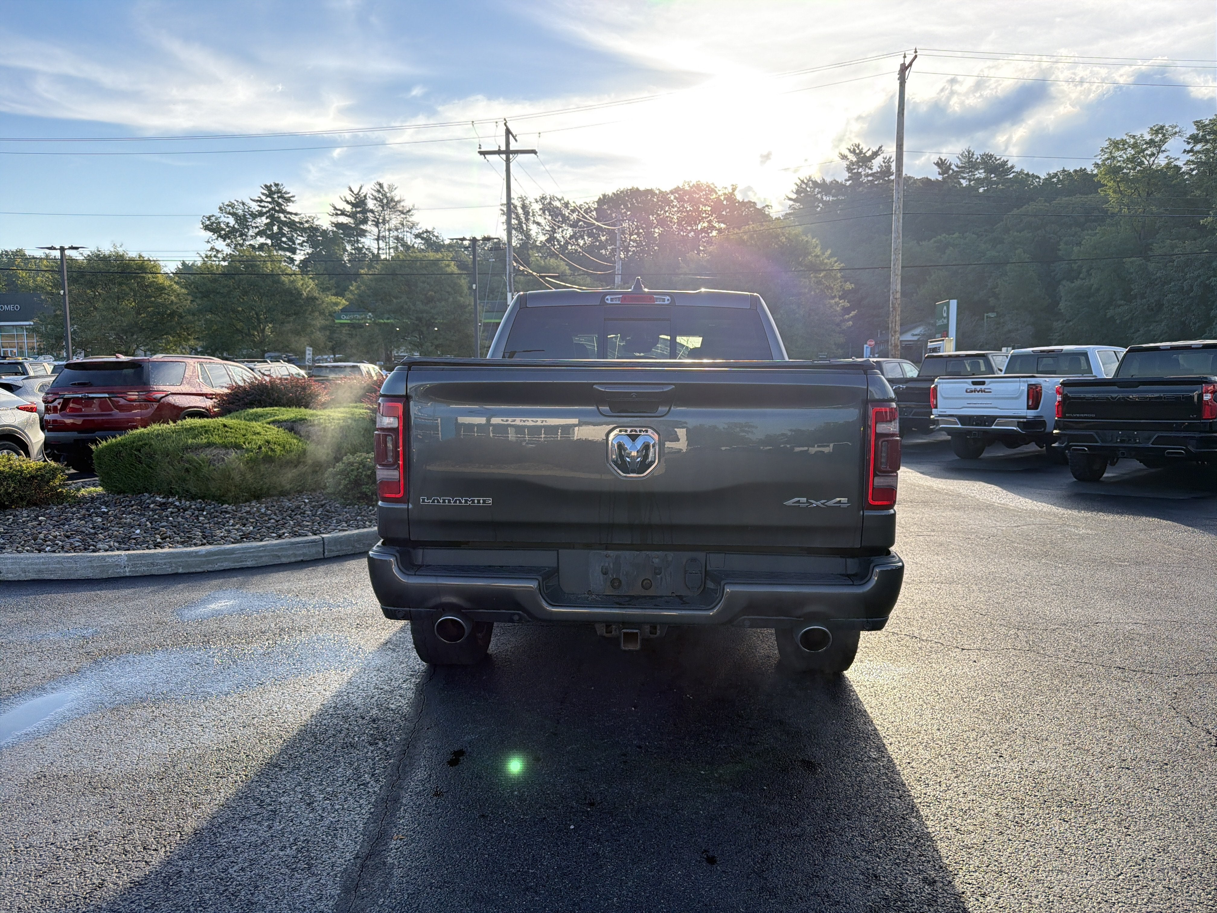 2021 RAM 1500 Laramie Crew Cab 4x4 5'7" Box