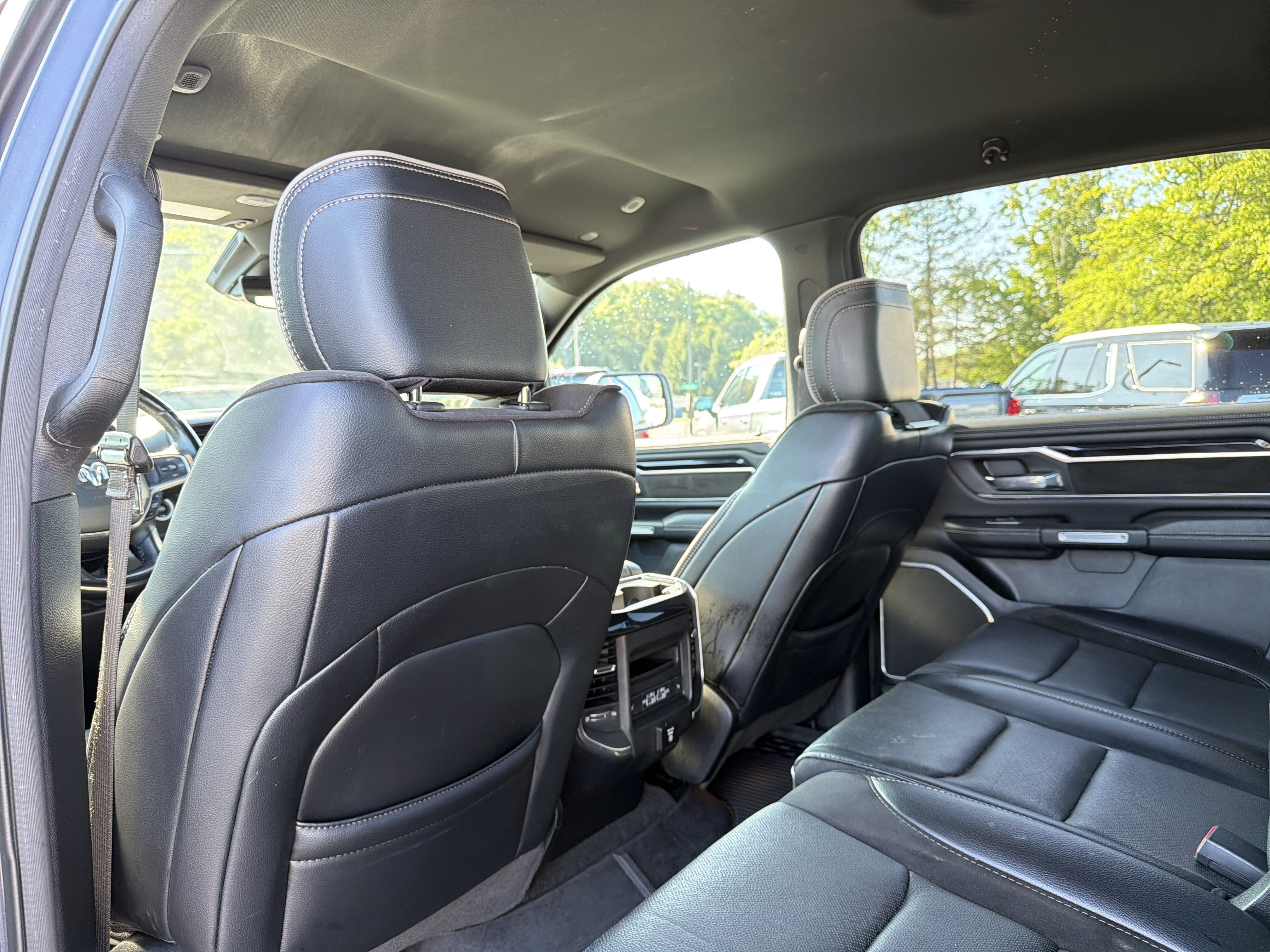 2021 RAM 1500 Laramie Crew Cab 4x4 5'7" Box