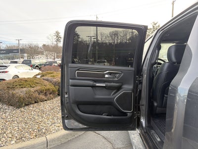 2021 RAM 1500 Laramie Crew Cab 4x4 6'4" Box