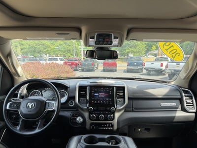 2019 RAM 1500 Laramie Crew Cab 4x4 6'4" Box