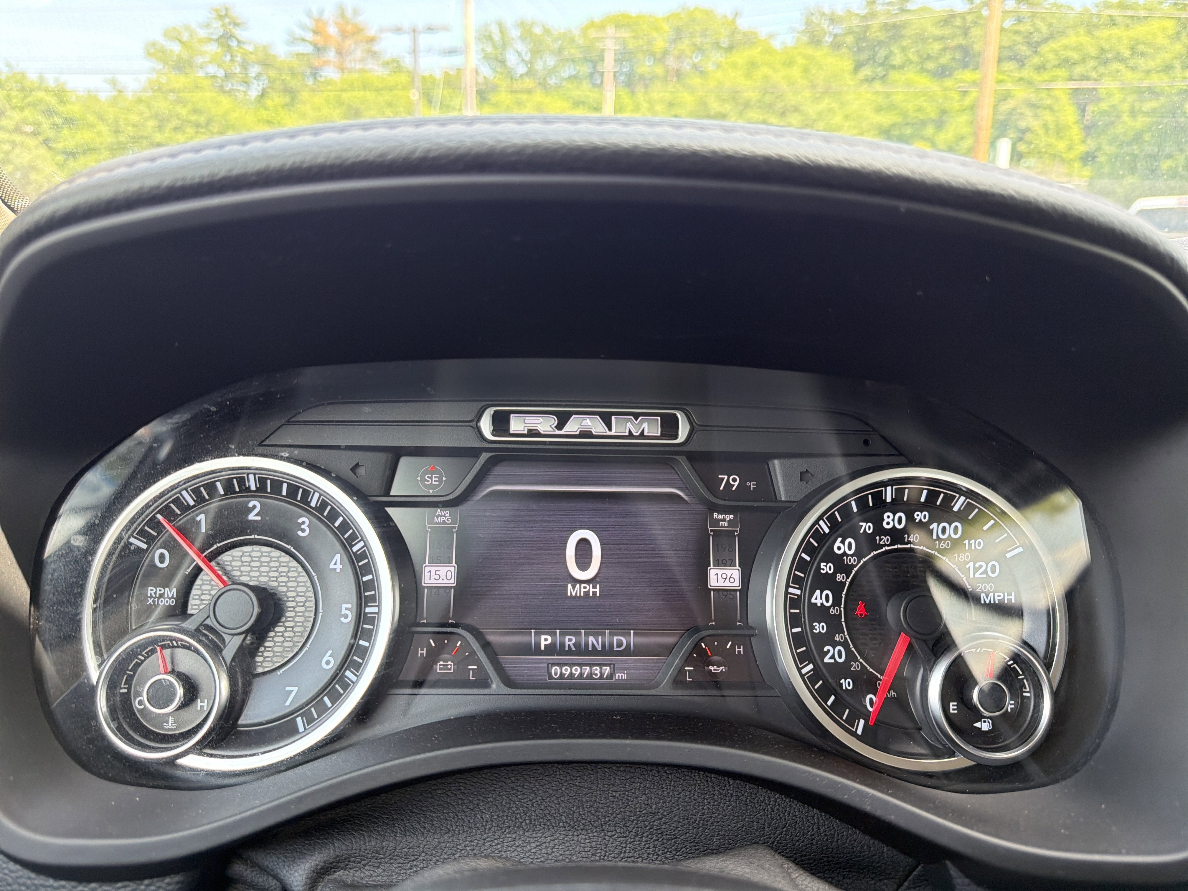 2019 RAM 1500 Laramie Crew Cab 4x4 6'4" Box