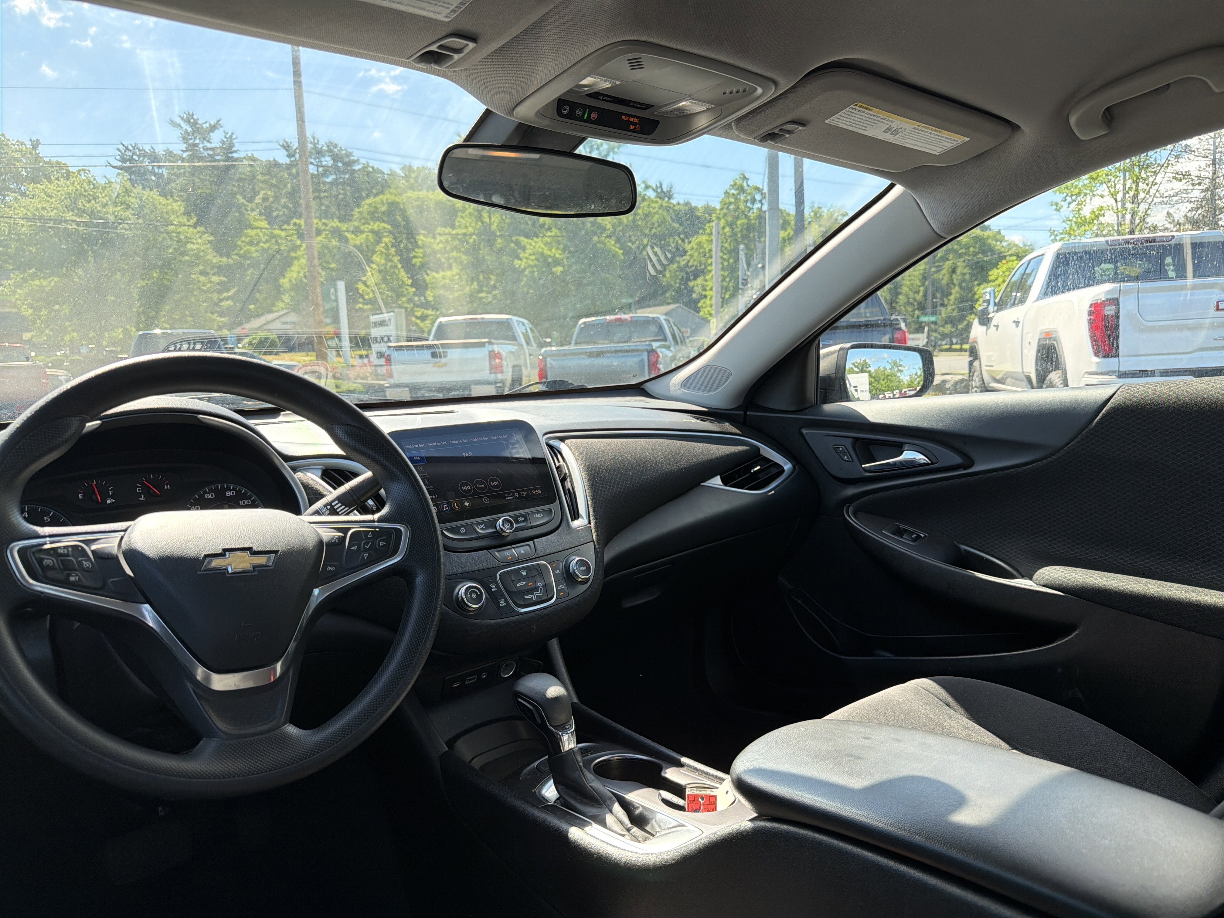 2022 Chevrolet Malibu LS