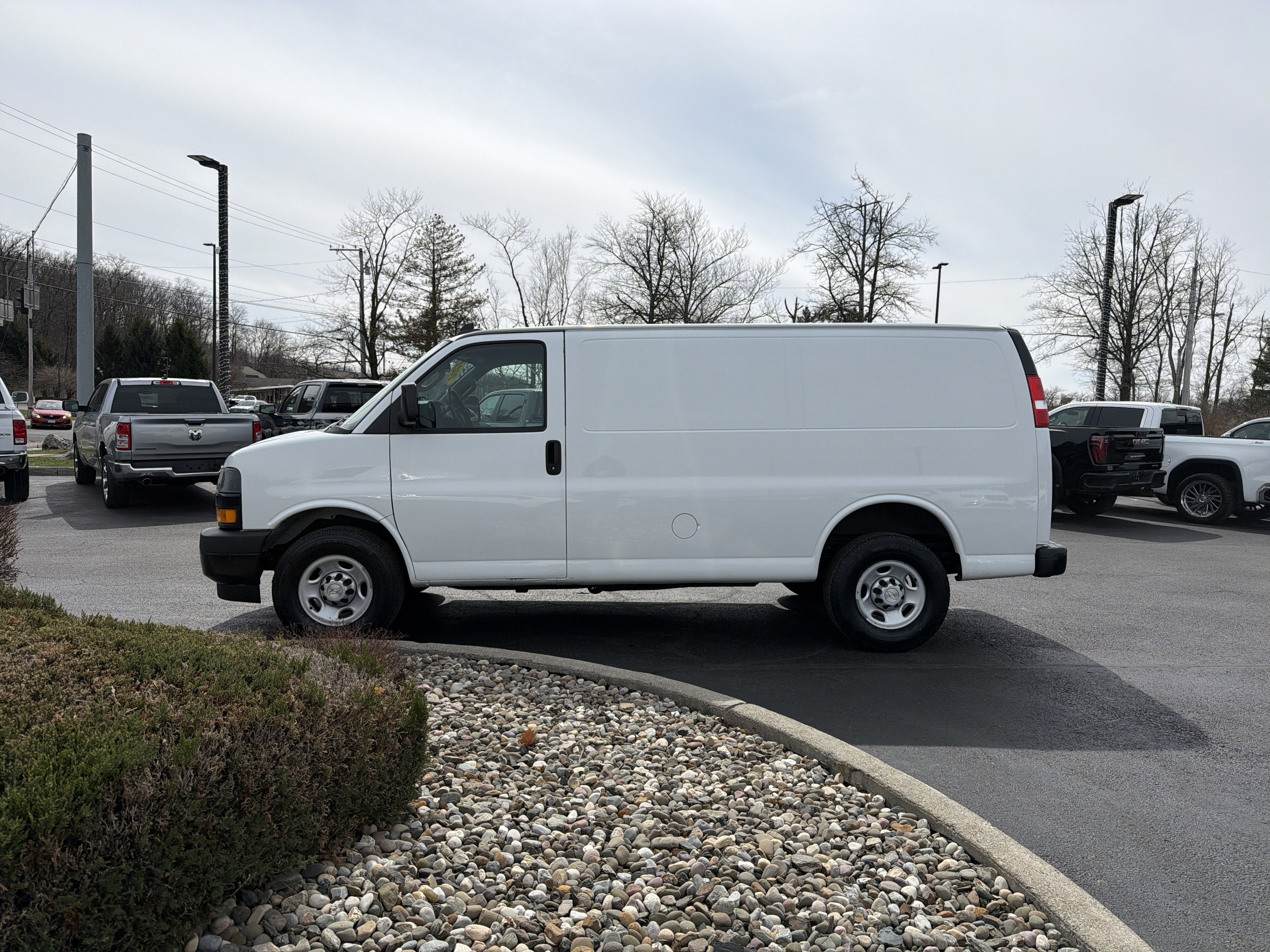 2021 Chevrolet Express Cargo 3500 WT
