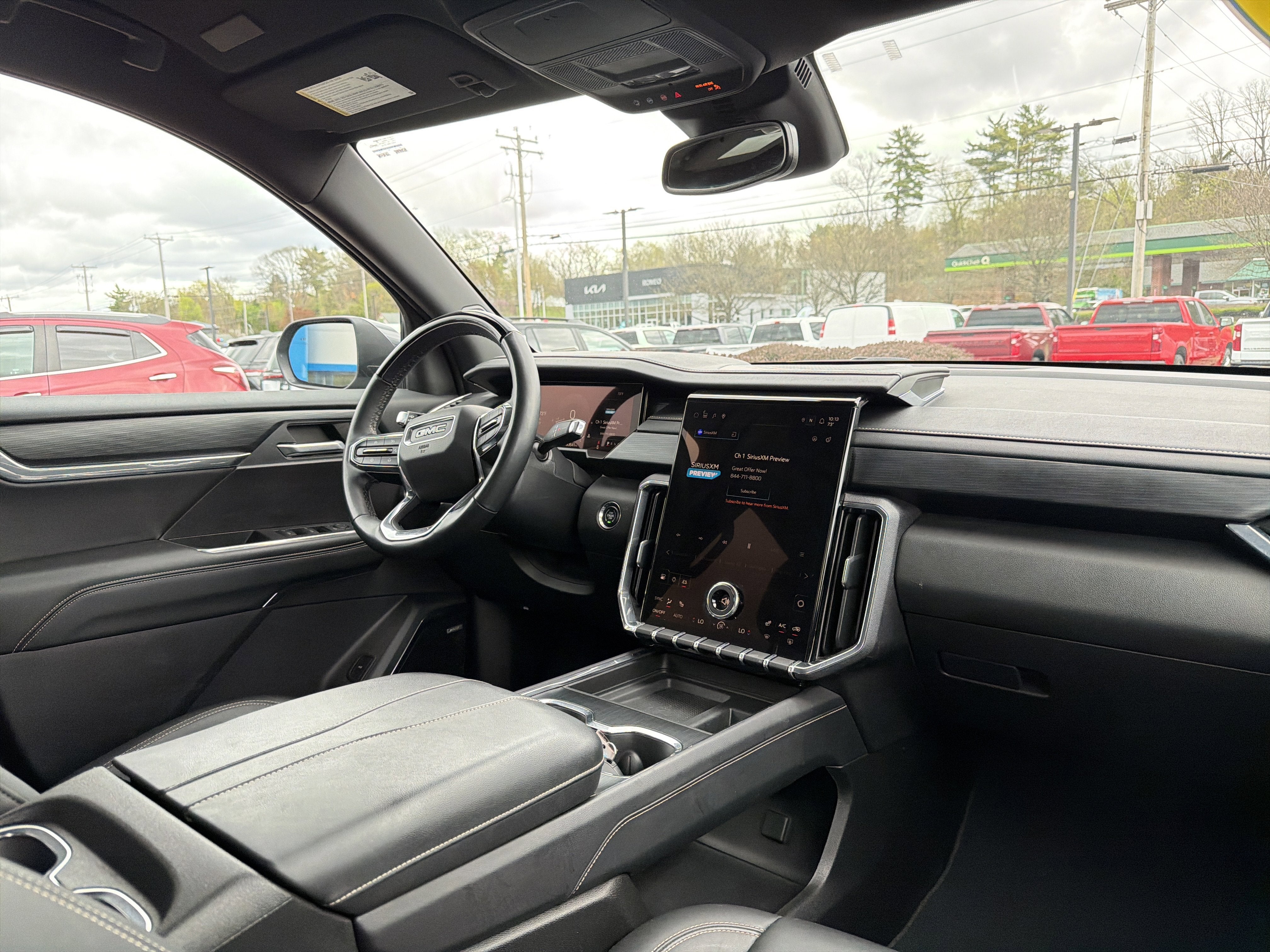 2024 GMC Acadia Elevation