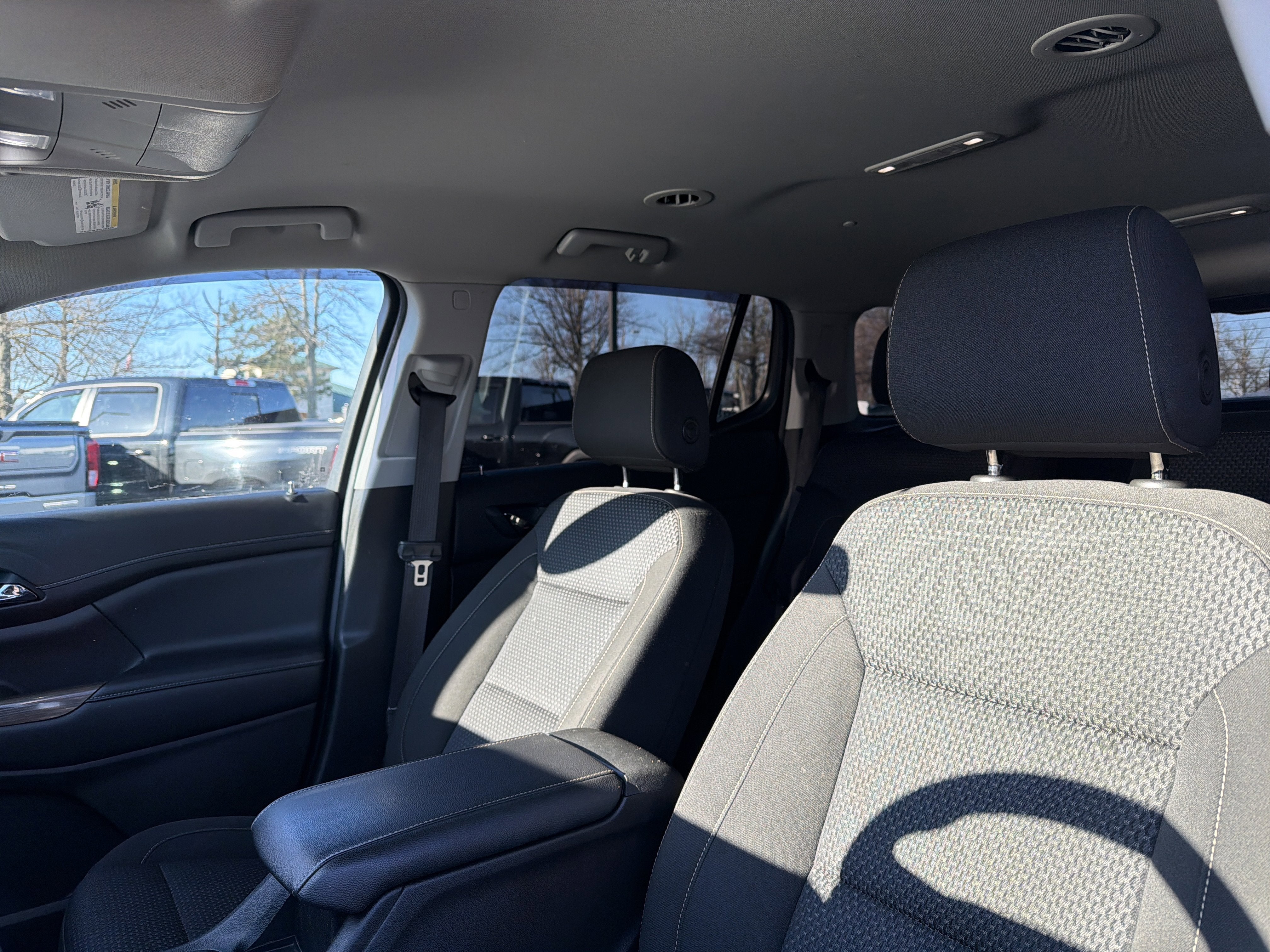 2021 GMC Acadia SLE
