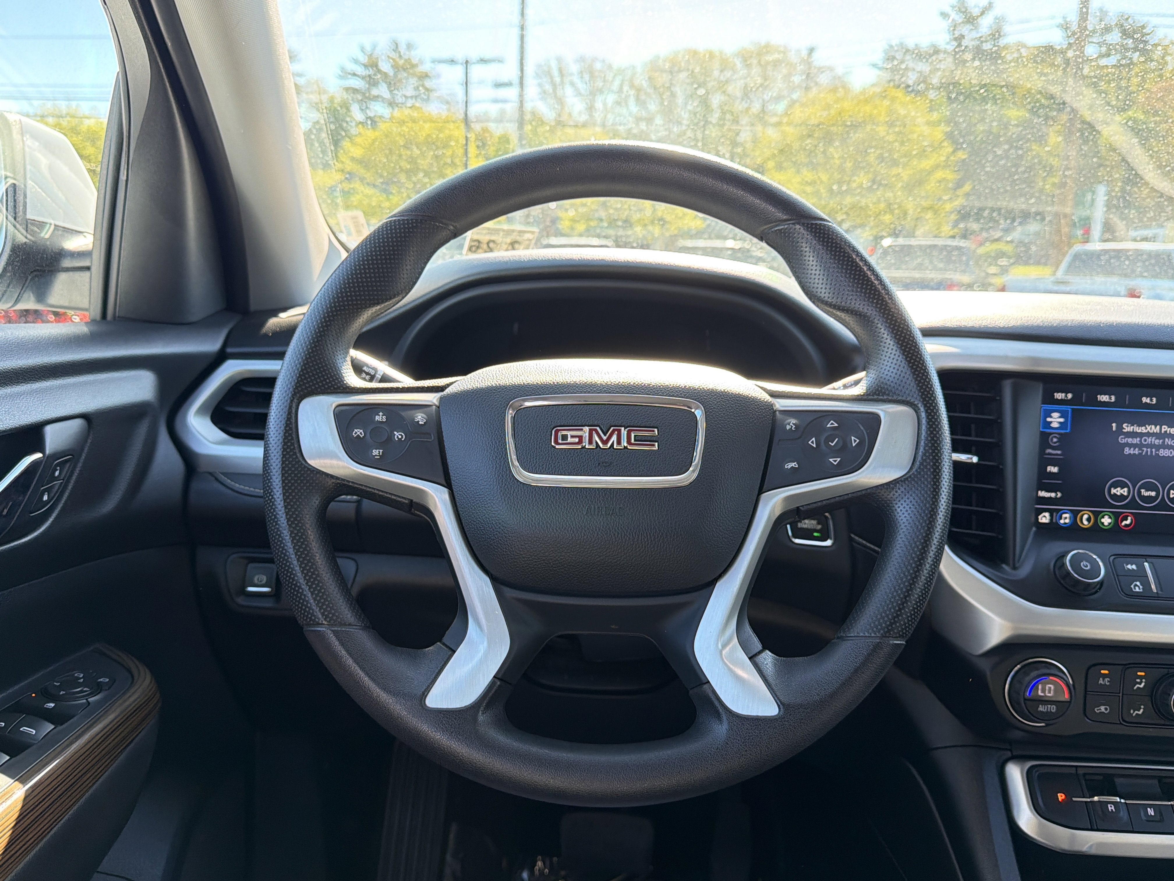 2021 GMC Acadia SLE