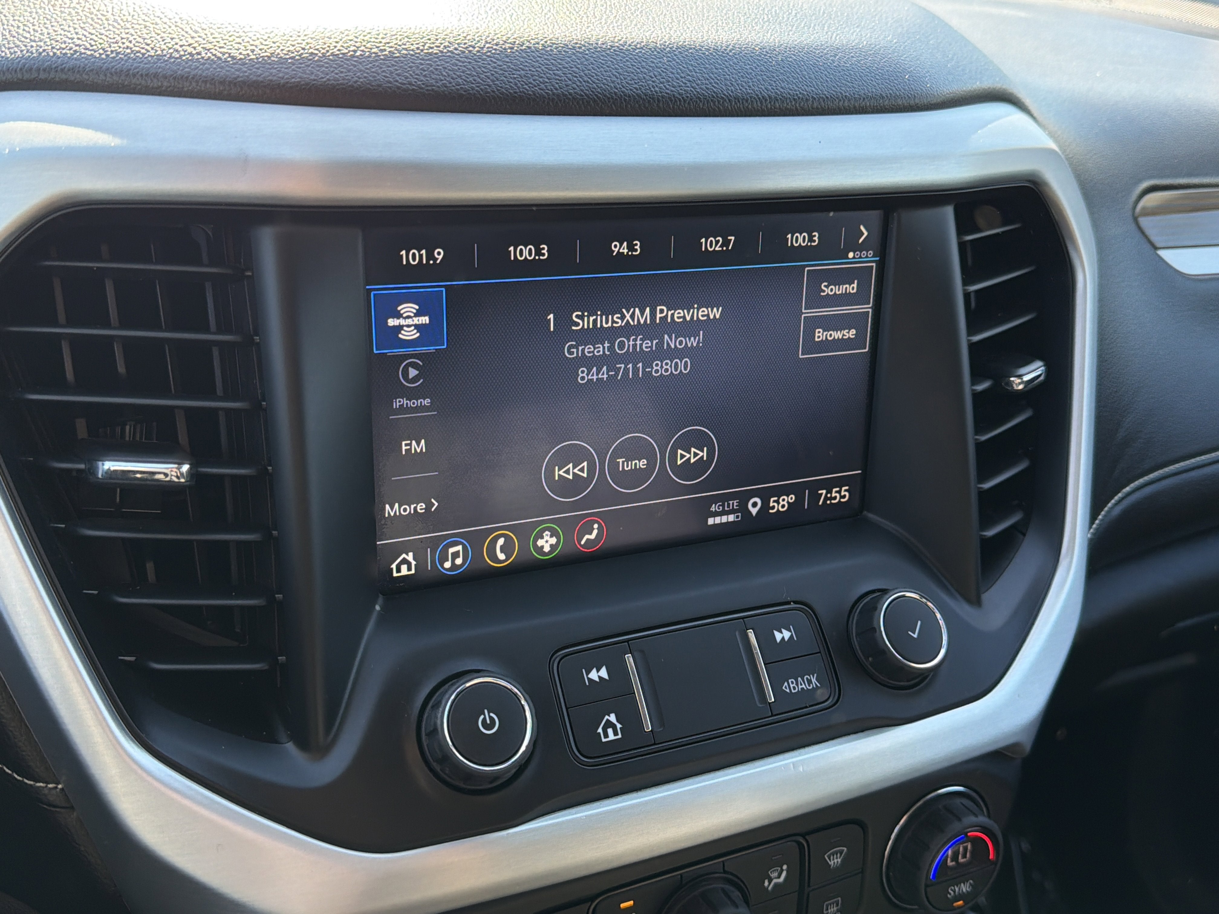 2021 GMC Acadia SLE