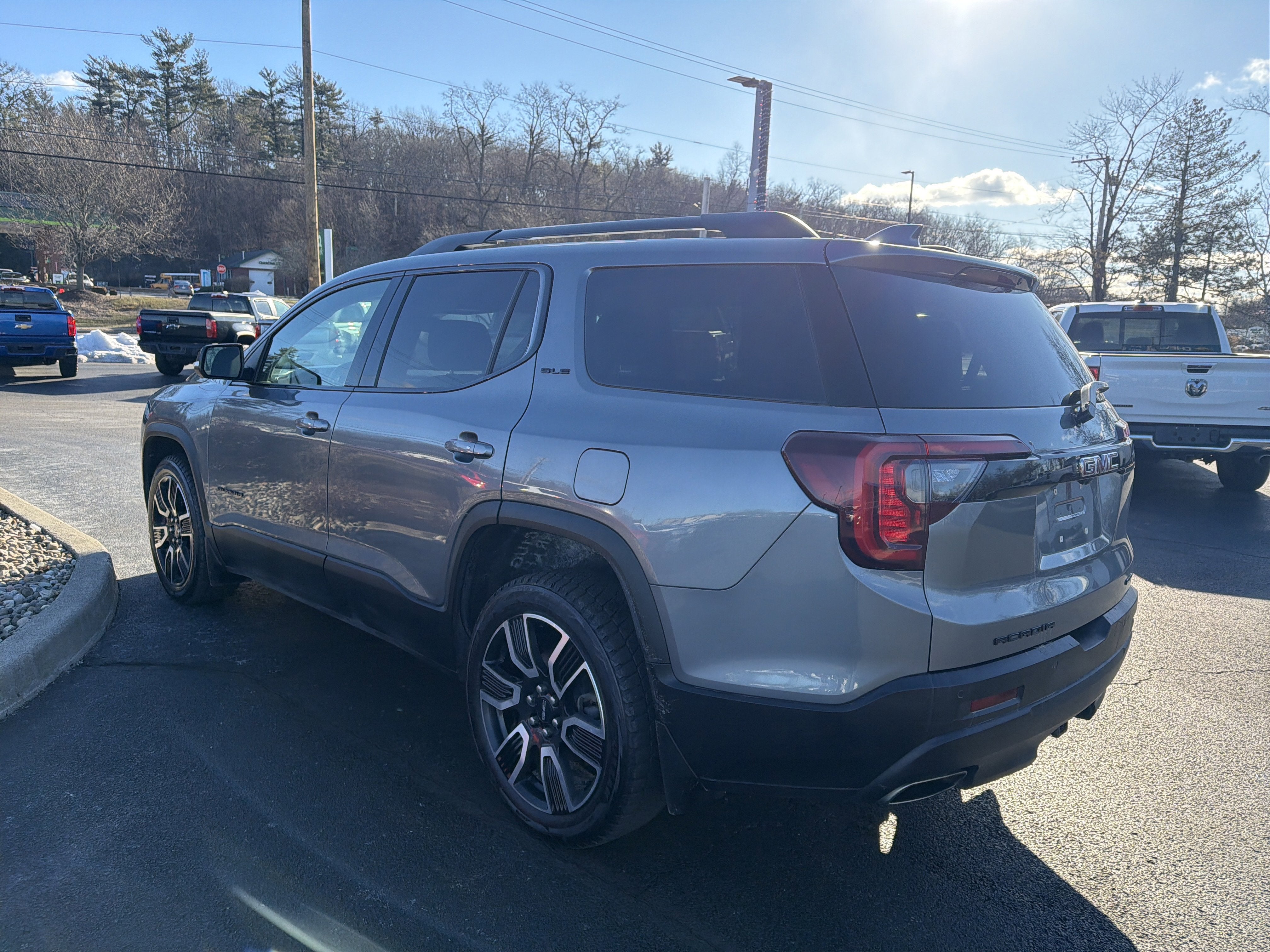 2021 GMC Acadia SLE