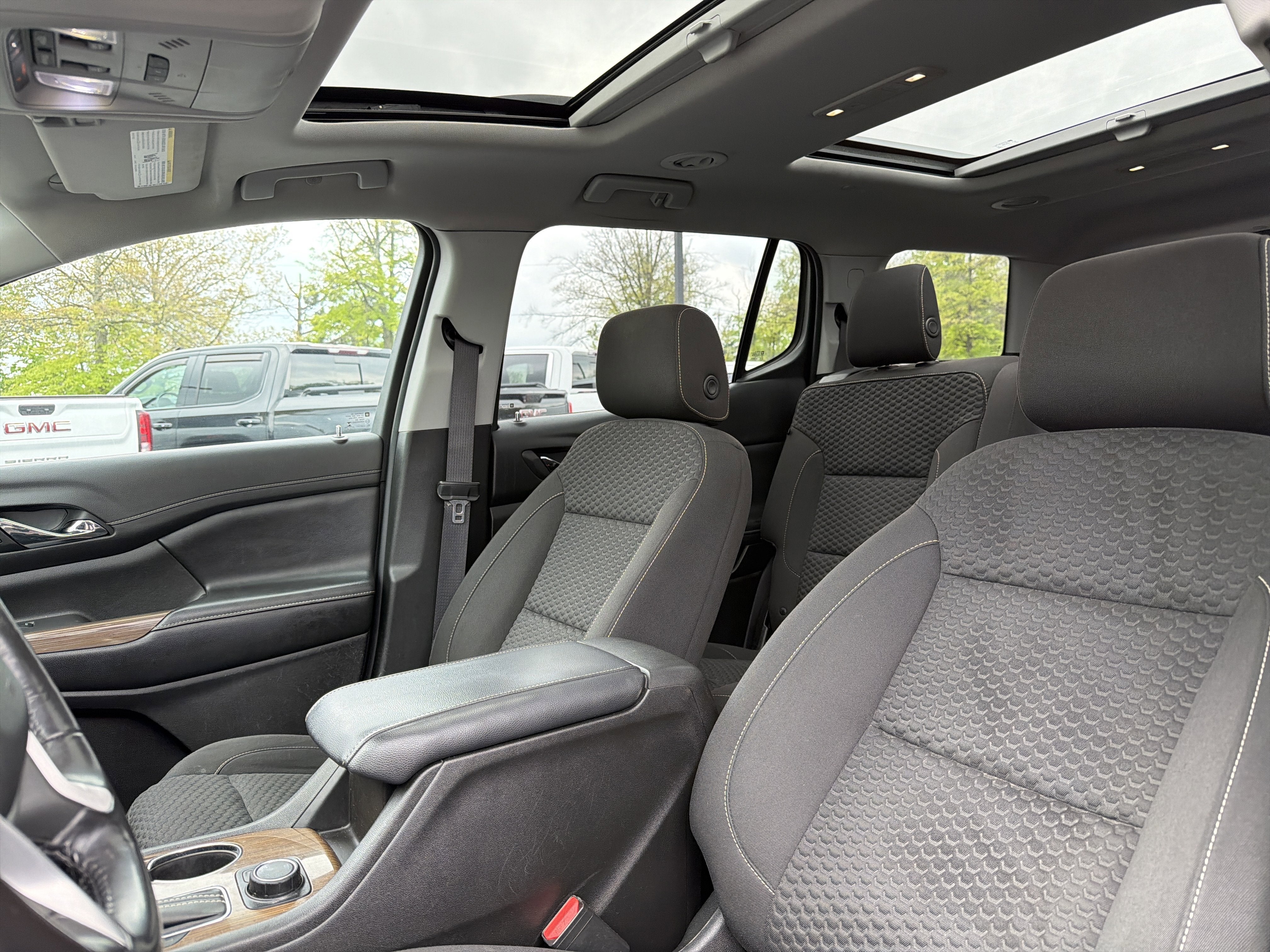 2019 GMC Acadia SLE