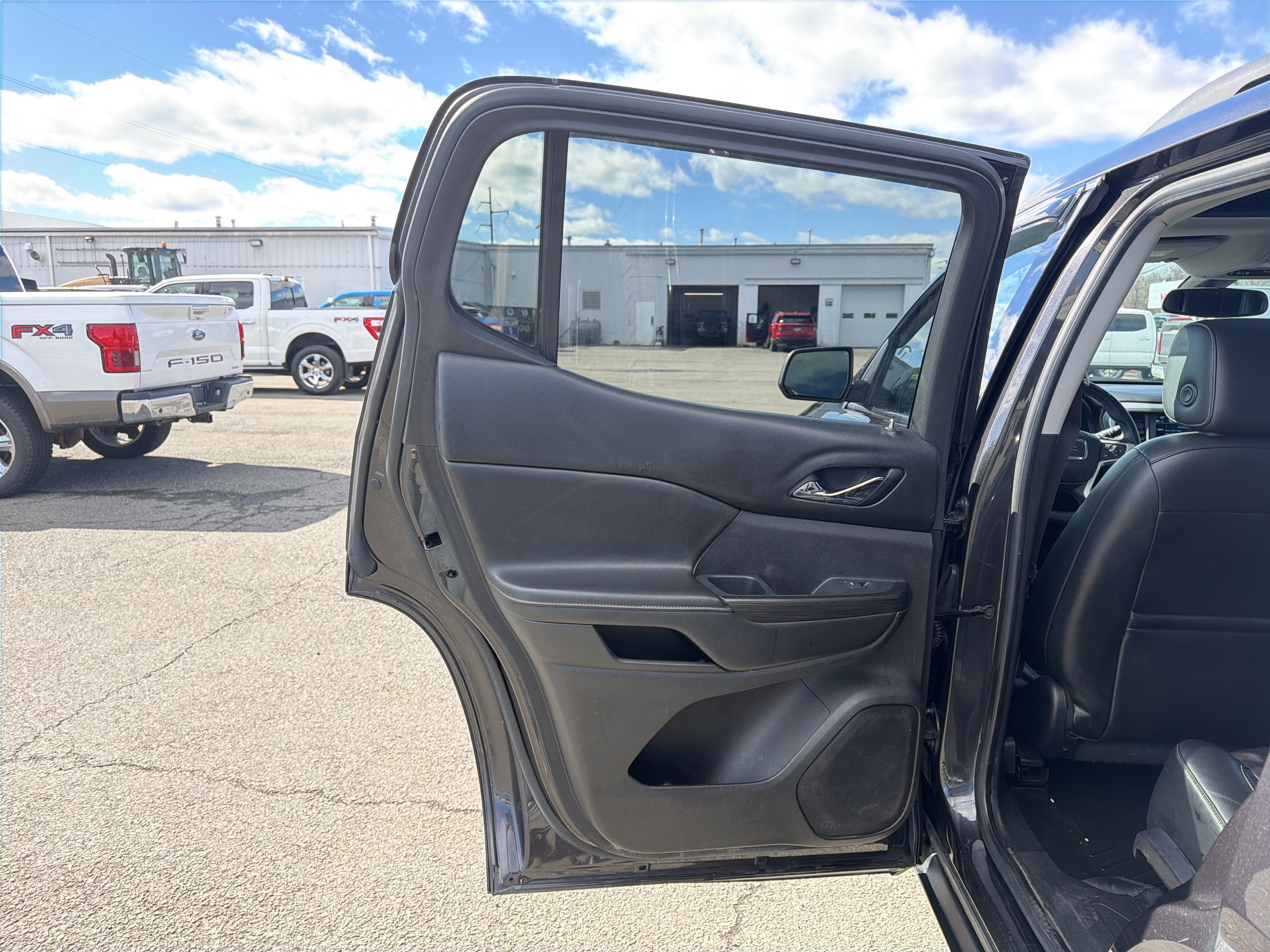 2017 GMC Acadia SLT