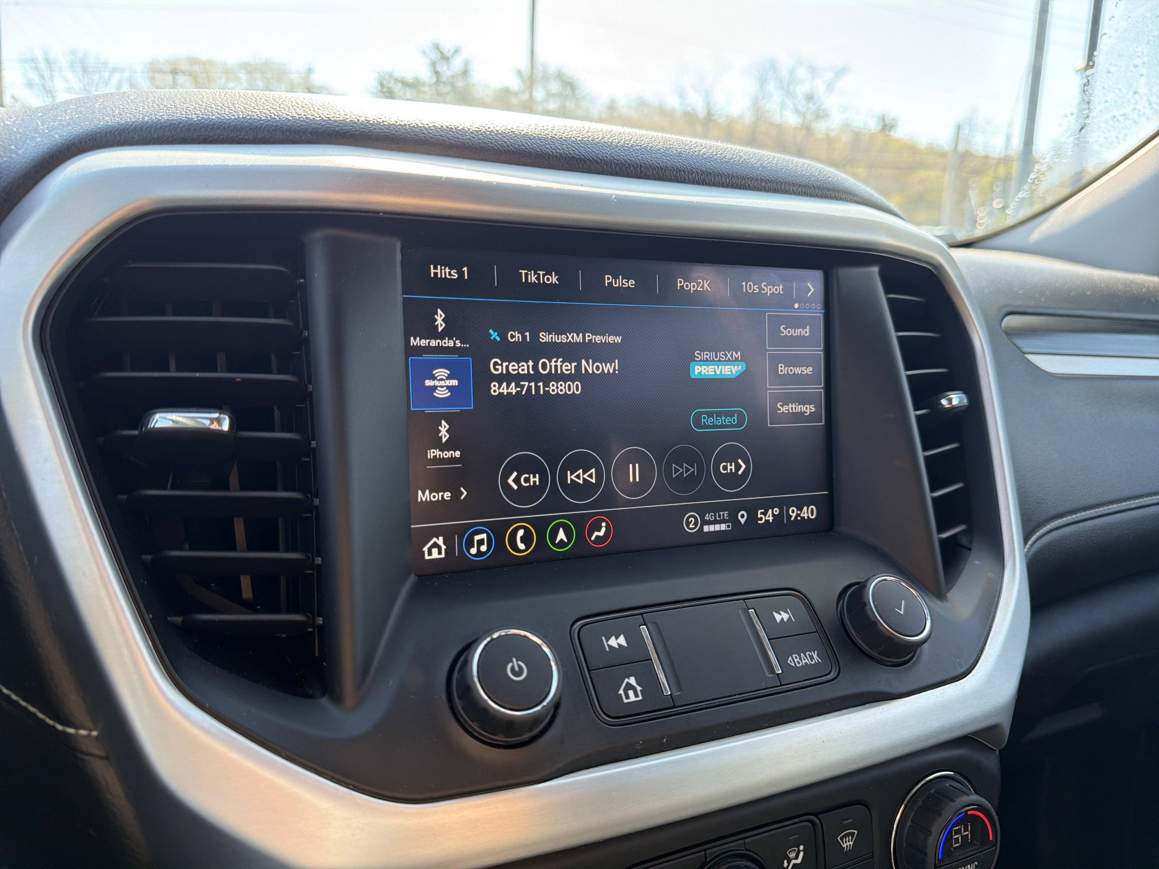 2021 GMC Acadia SLT