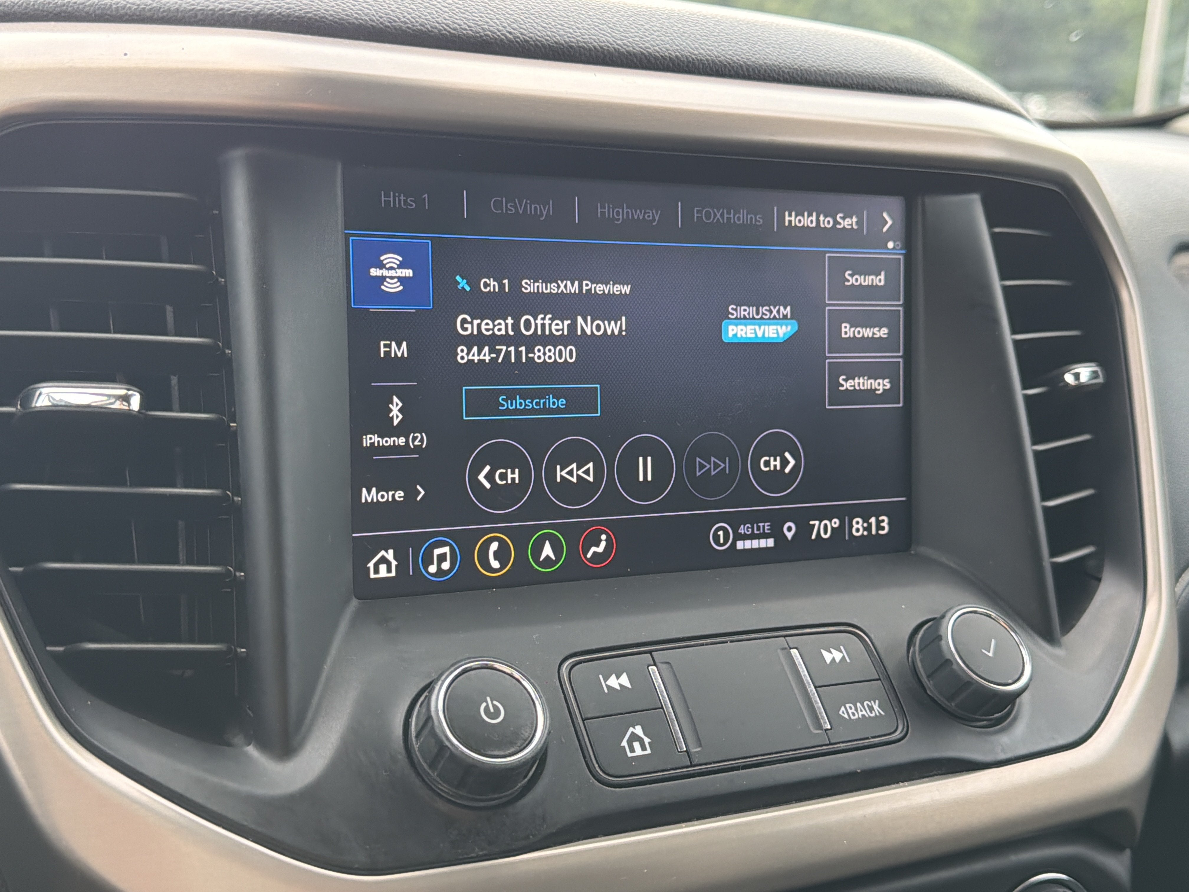 2023 GMC Acadia Denali