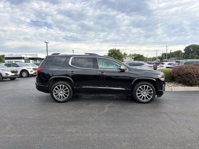 2023 GMC Acadia Denali