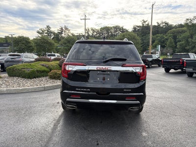 2023 GMC Acadia Denali