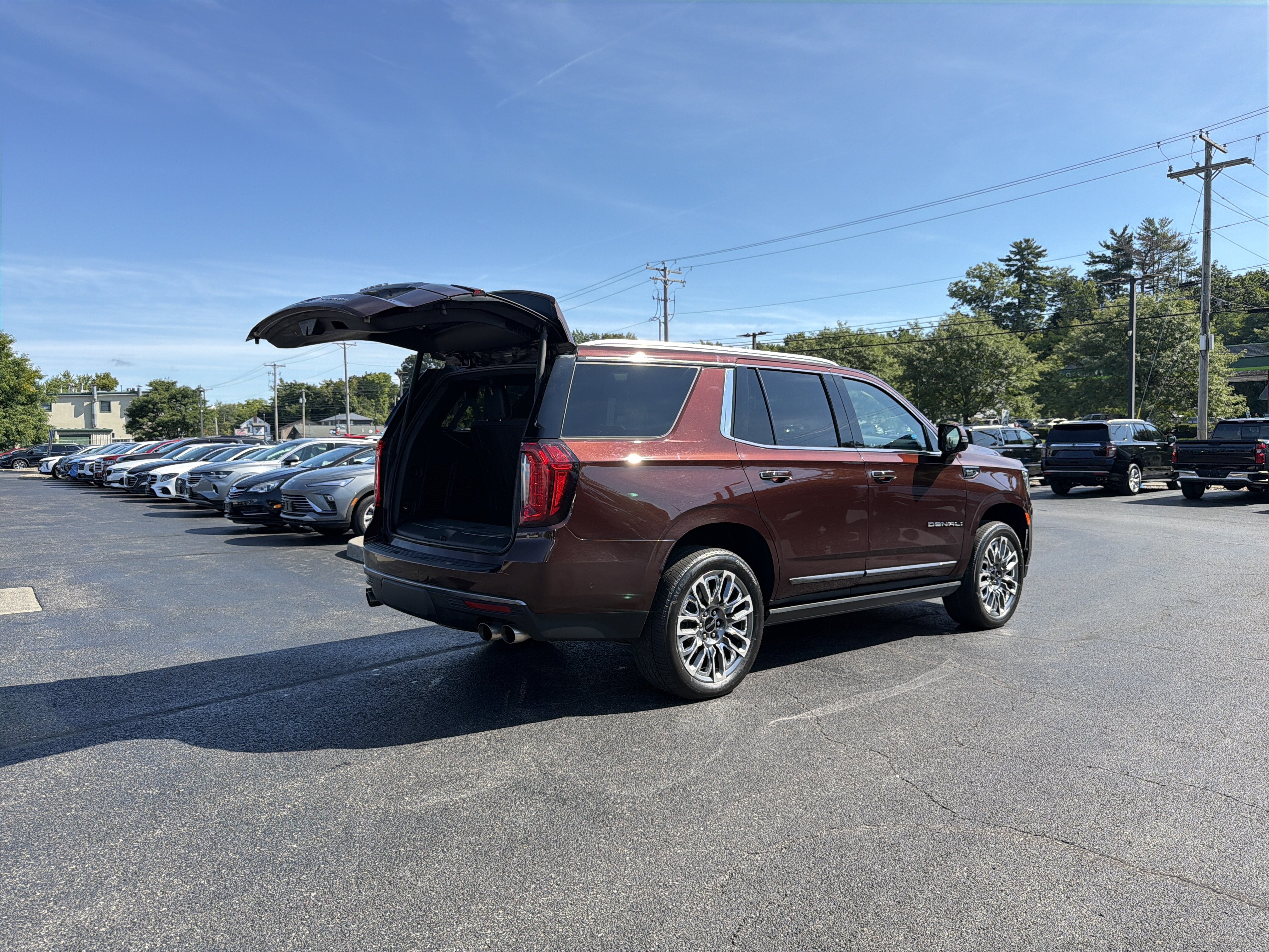 2023 GMC Yukon Denali Ultimate