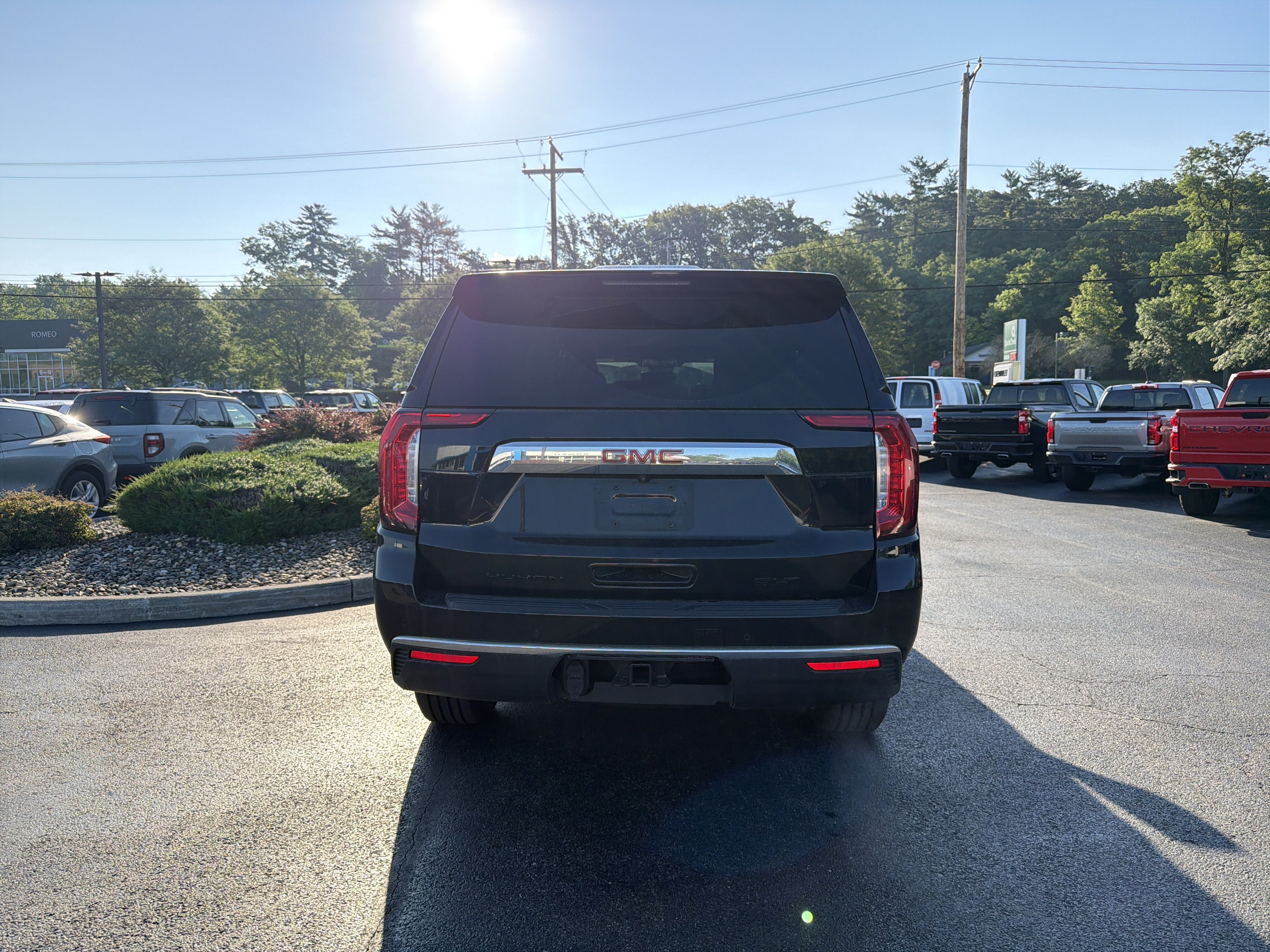 2023 GMC Yukon XL SLT
