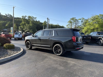 2023 GMC Yukon XL SLT