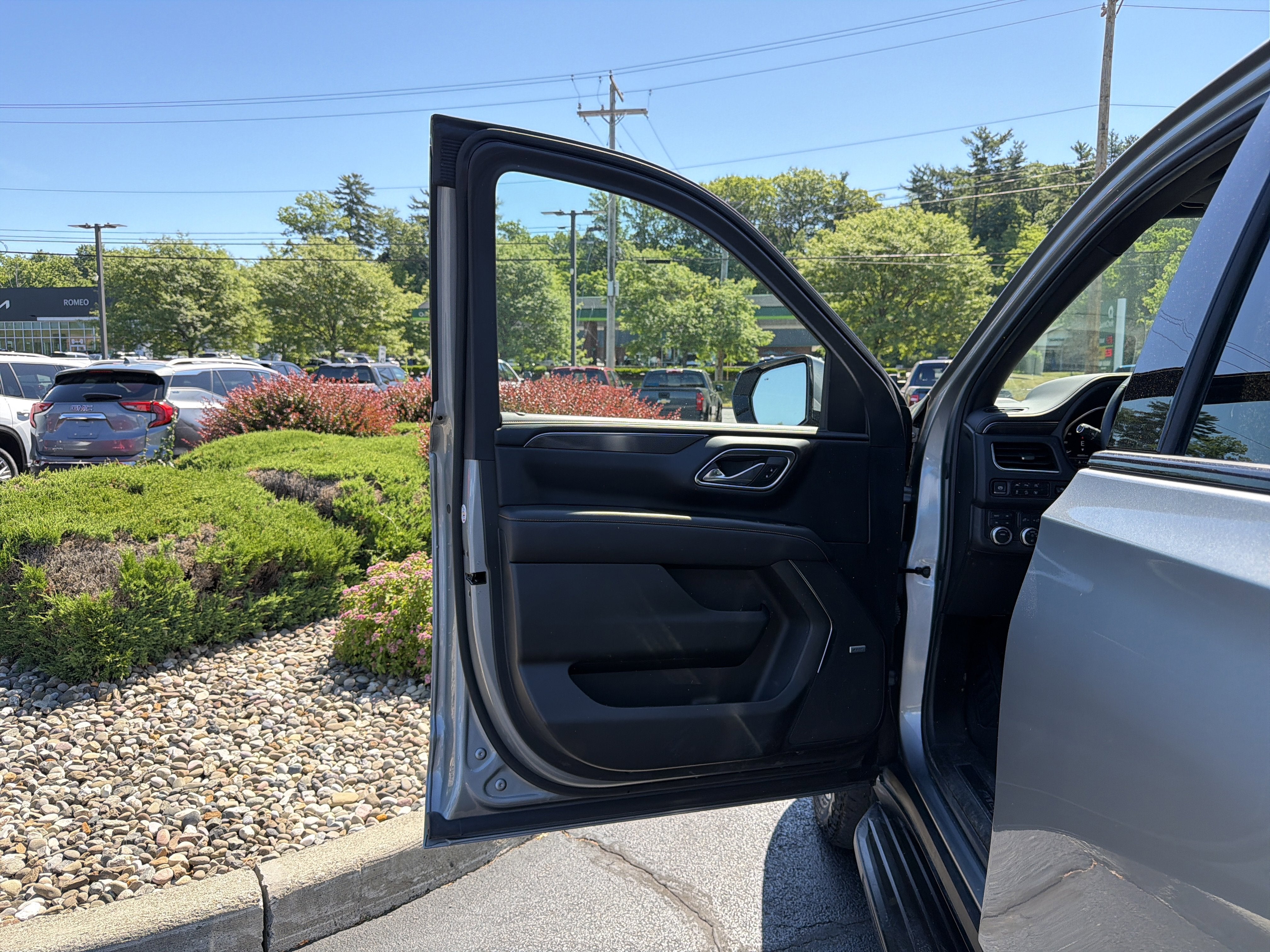 2024 GMC Yukon XL AT4
