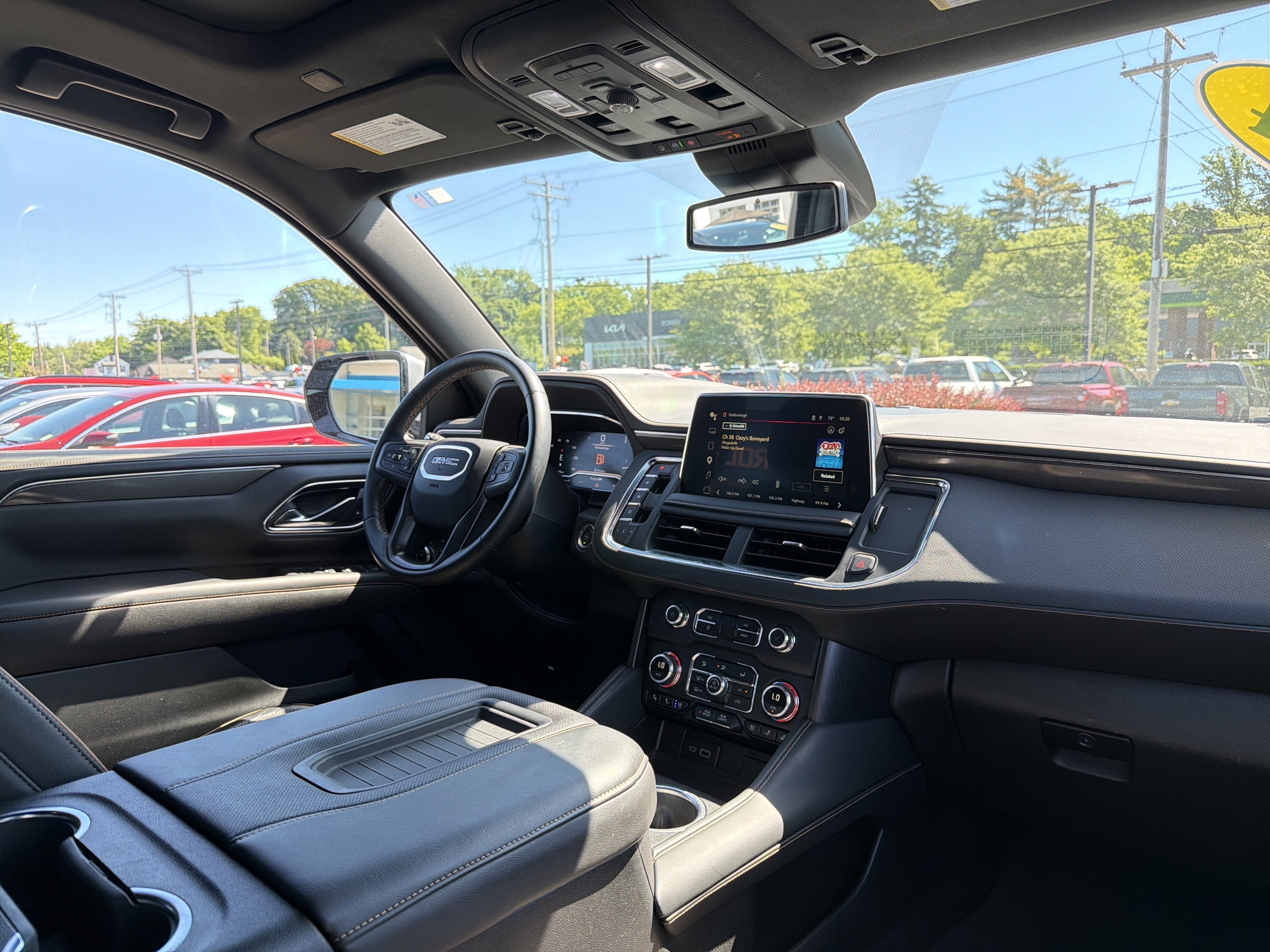 2024 GMC Yukon XL AT4
