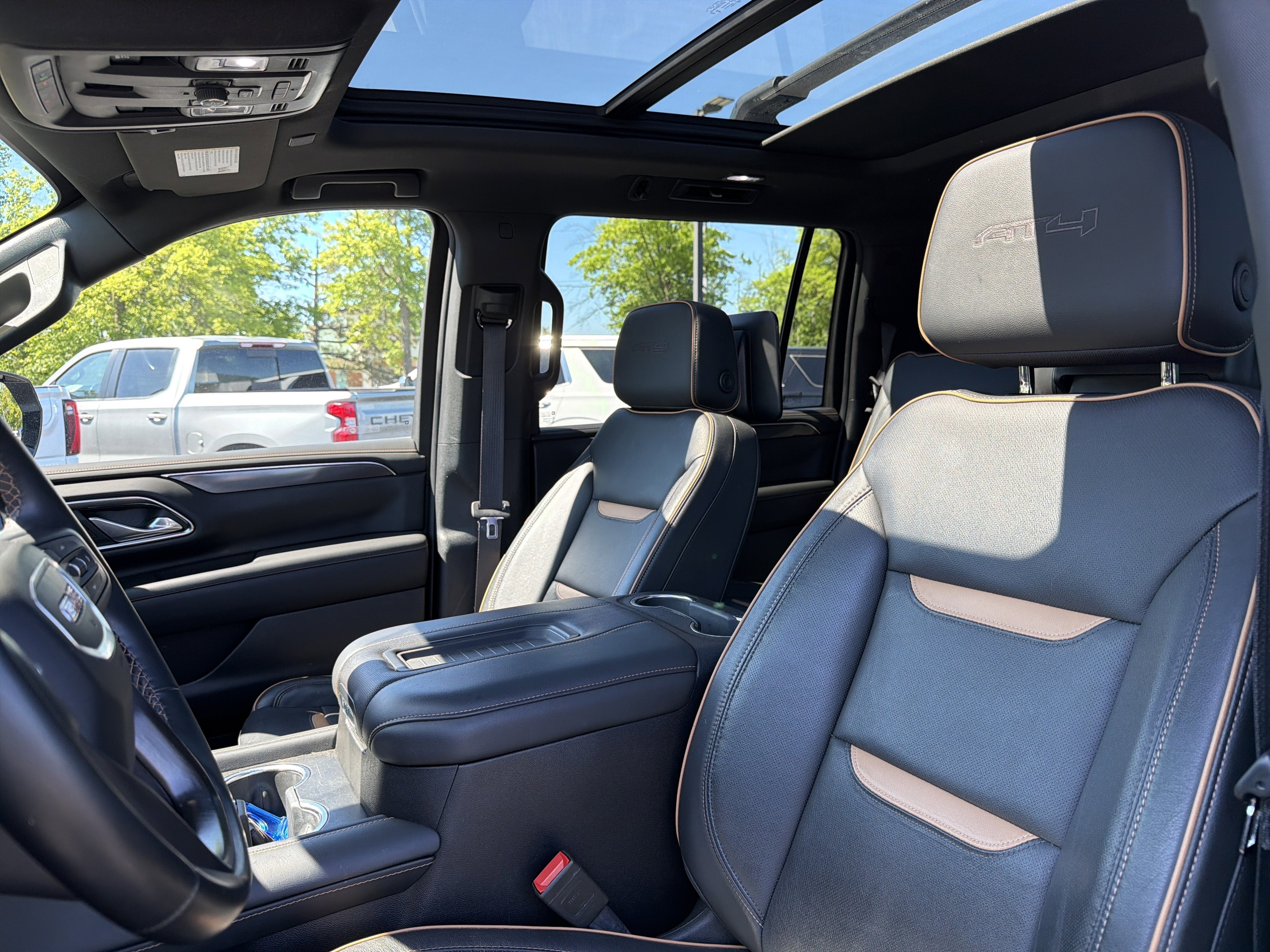 2024 GMC Yukon XL AT4