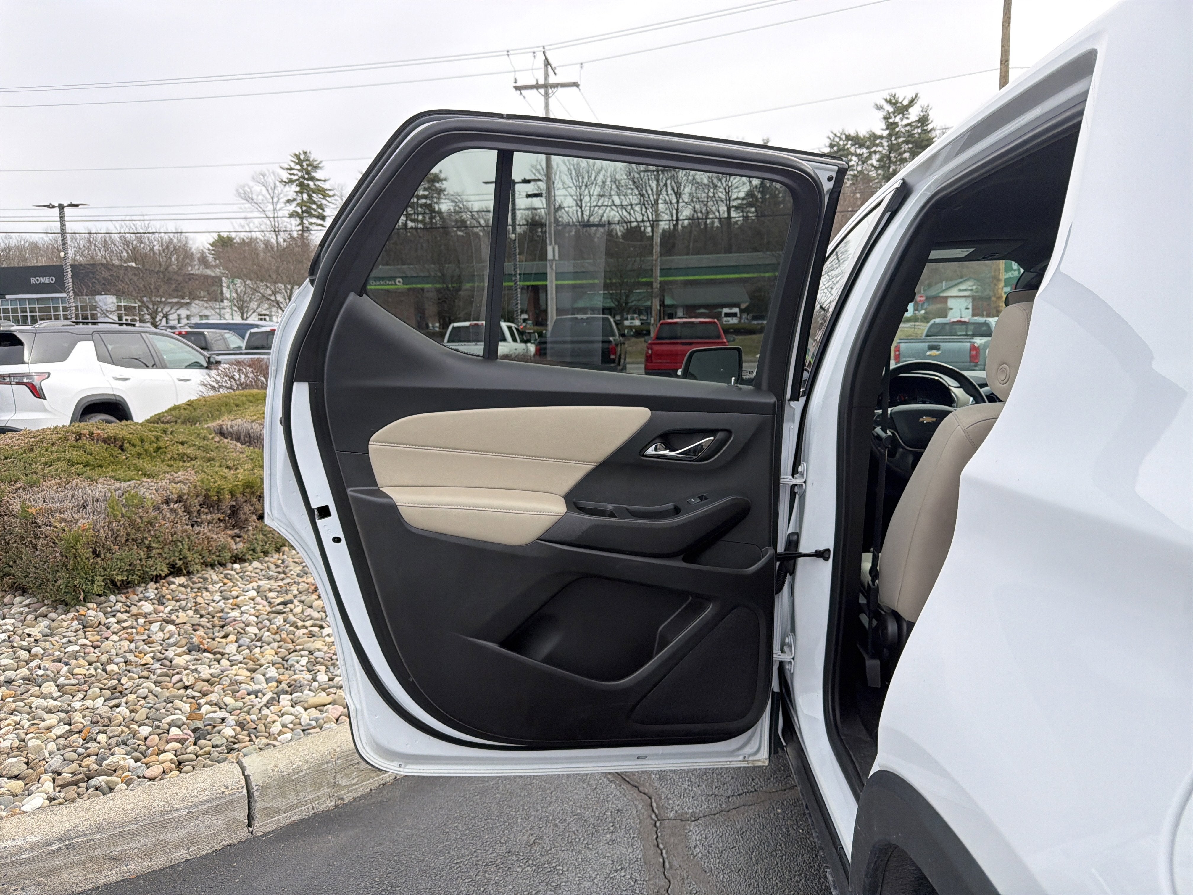 2024 Chevrolet Traverse Limited LS