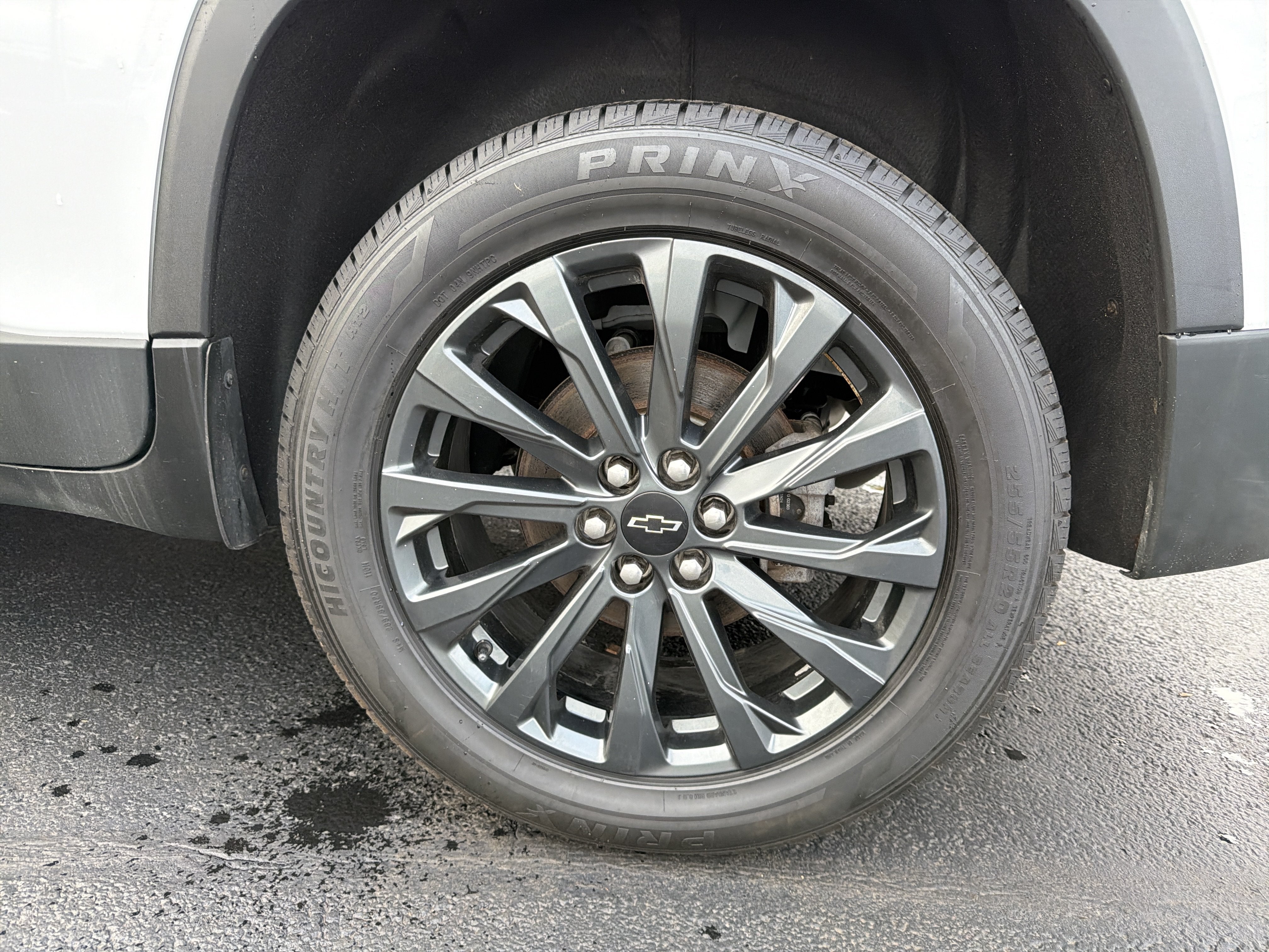 2023 Chevrolet Traverse RS