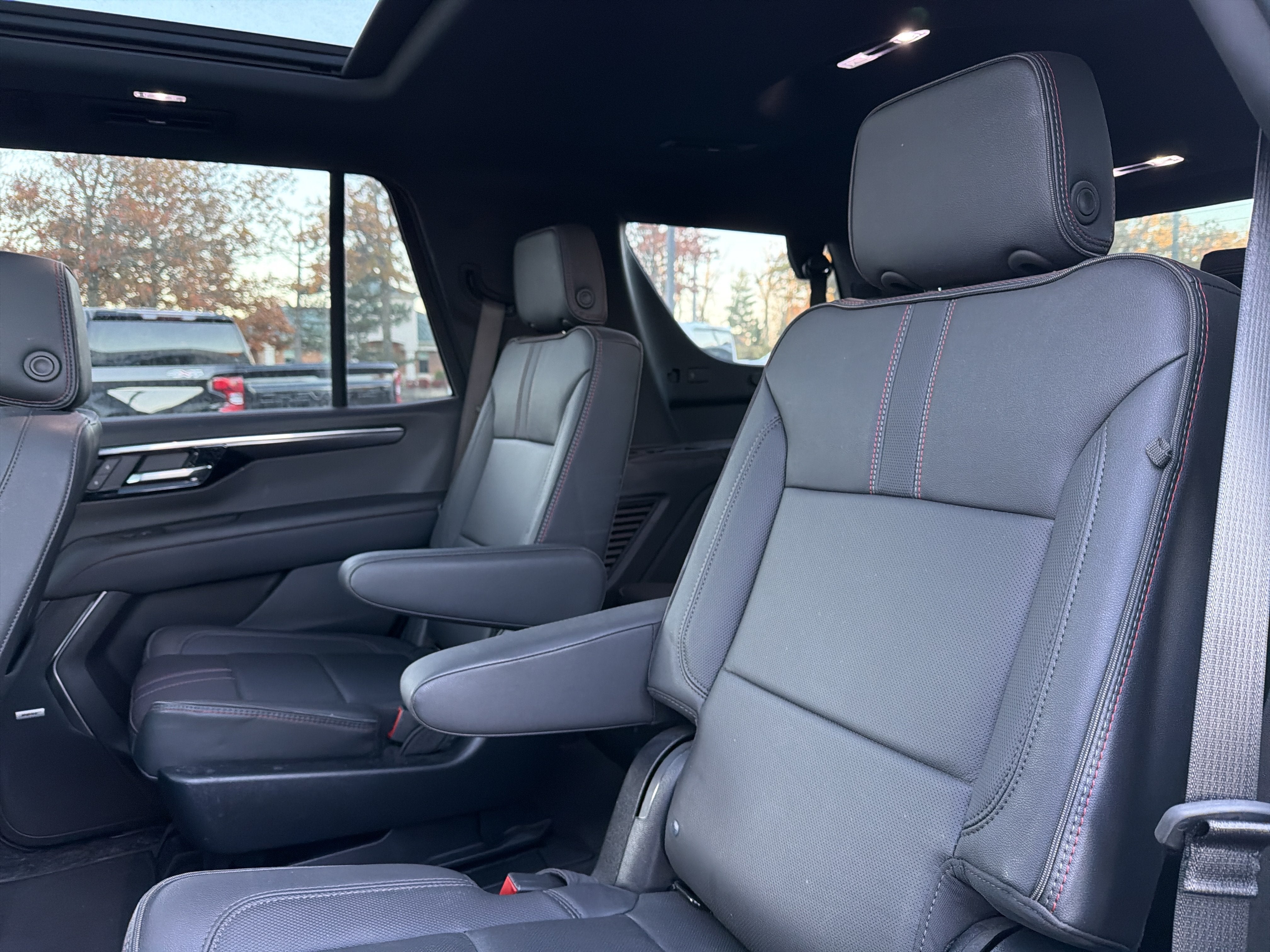 2025 Chevrolet Tahoe RST