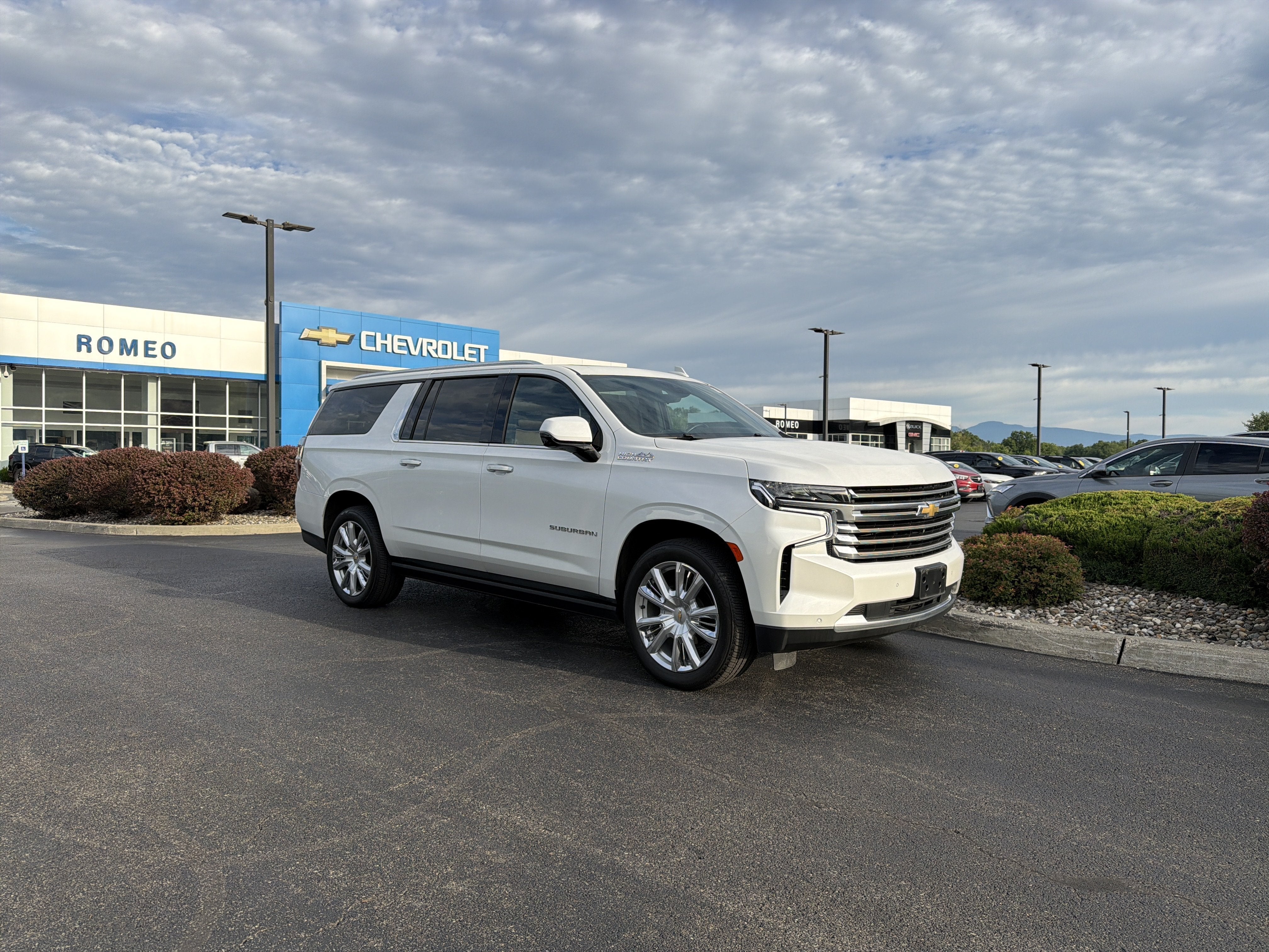 2023 Chevrolet Suburban High Country