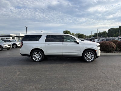 2023 Chevrolet Suburban High Country
