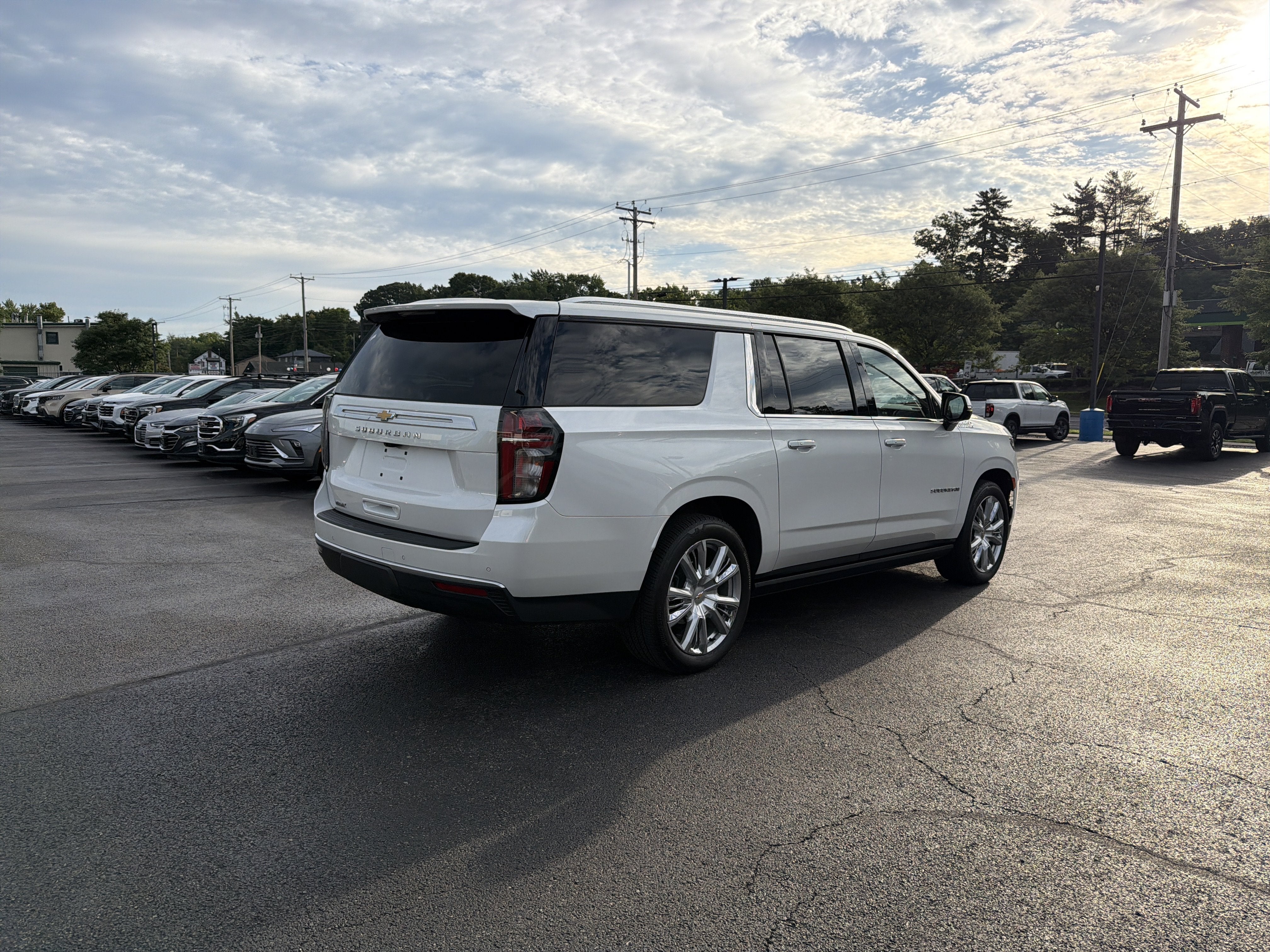 2023 Chevrolet Suburban High Country