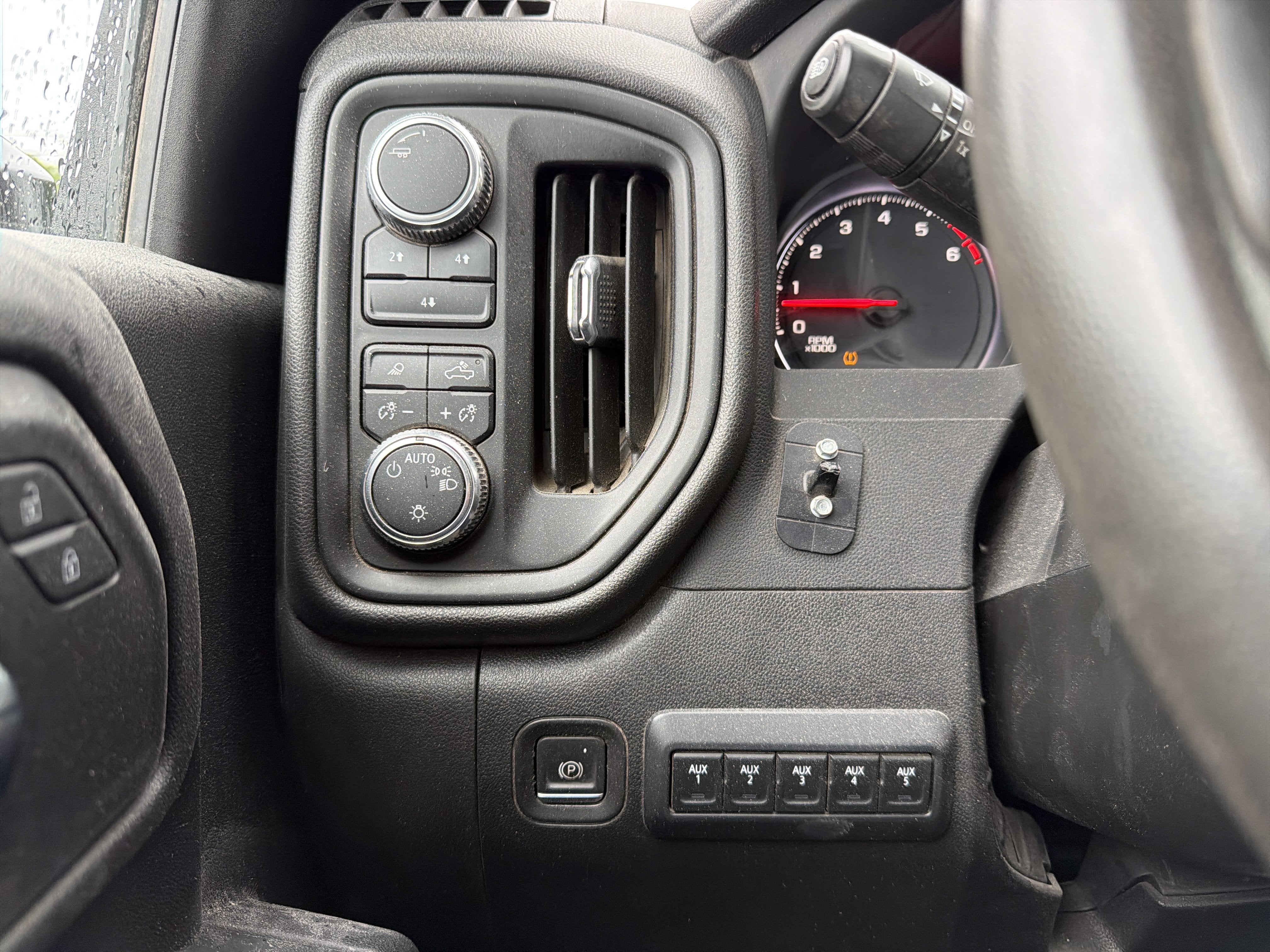 2024 GMC Sierra 3500 HD Pro