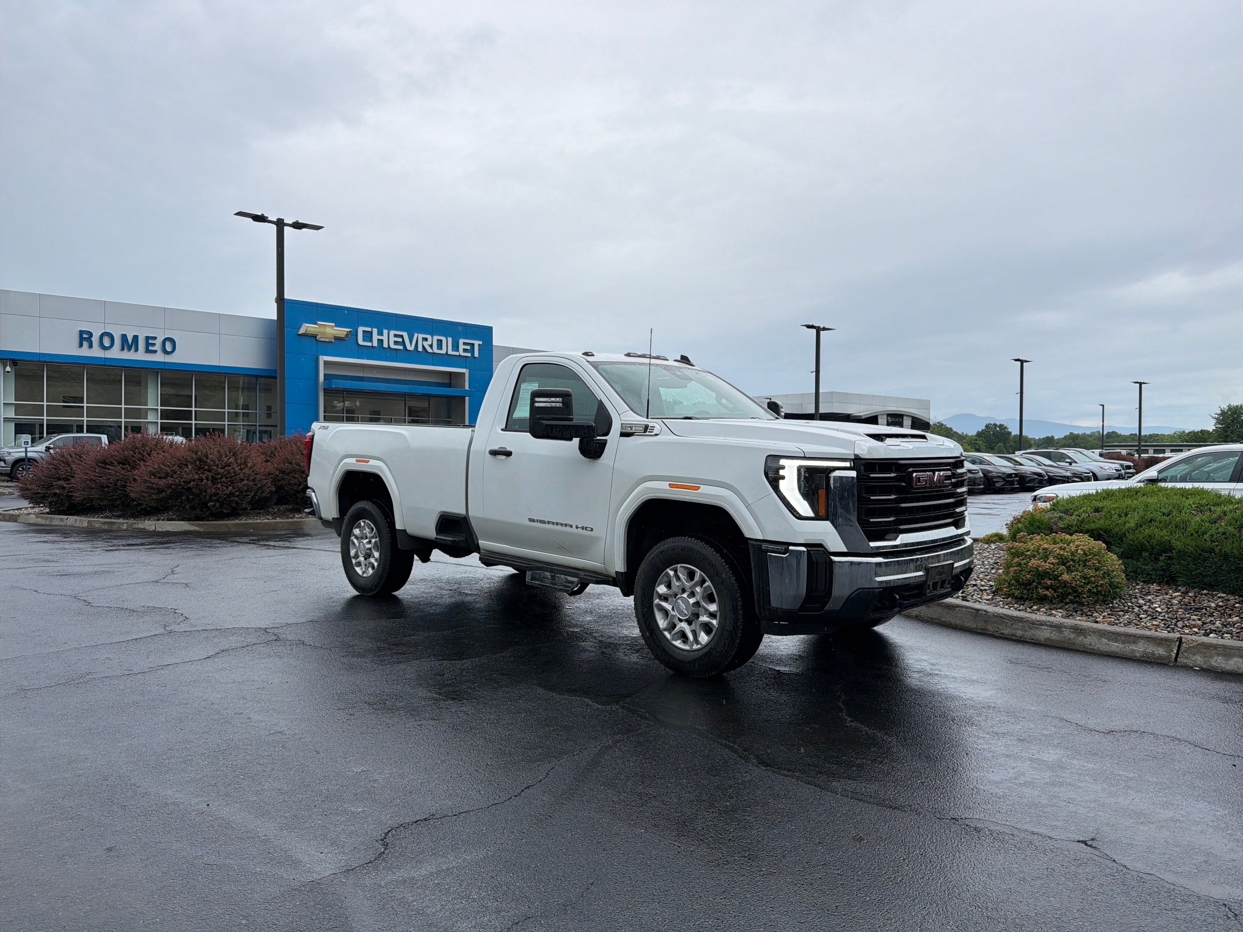 2024 GMC Sierra 3500 HD Pro